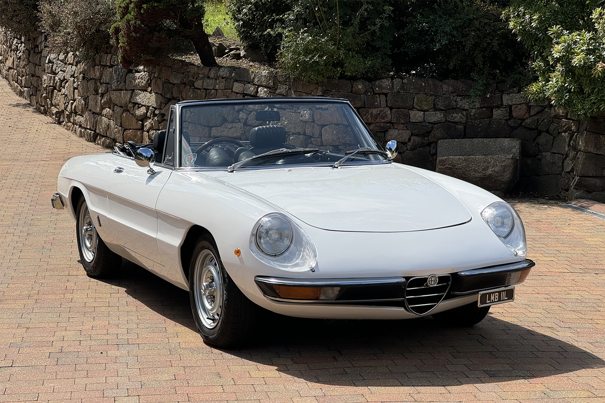 1972 Alfa Romeo 2000 Spider Veloce - UK Registered