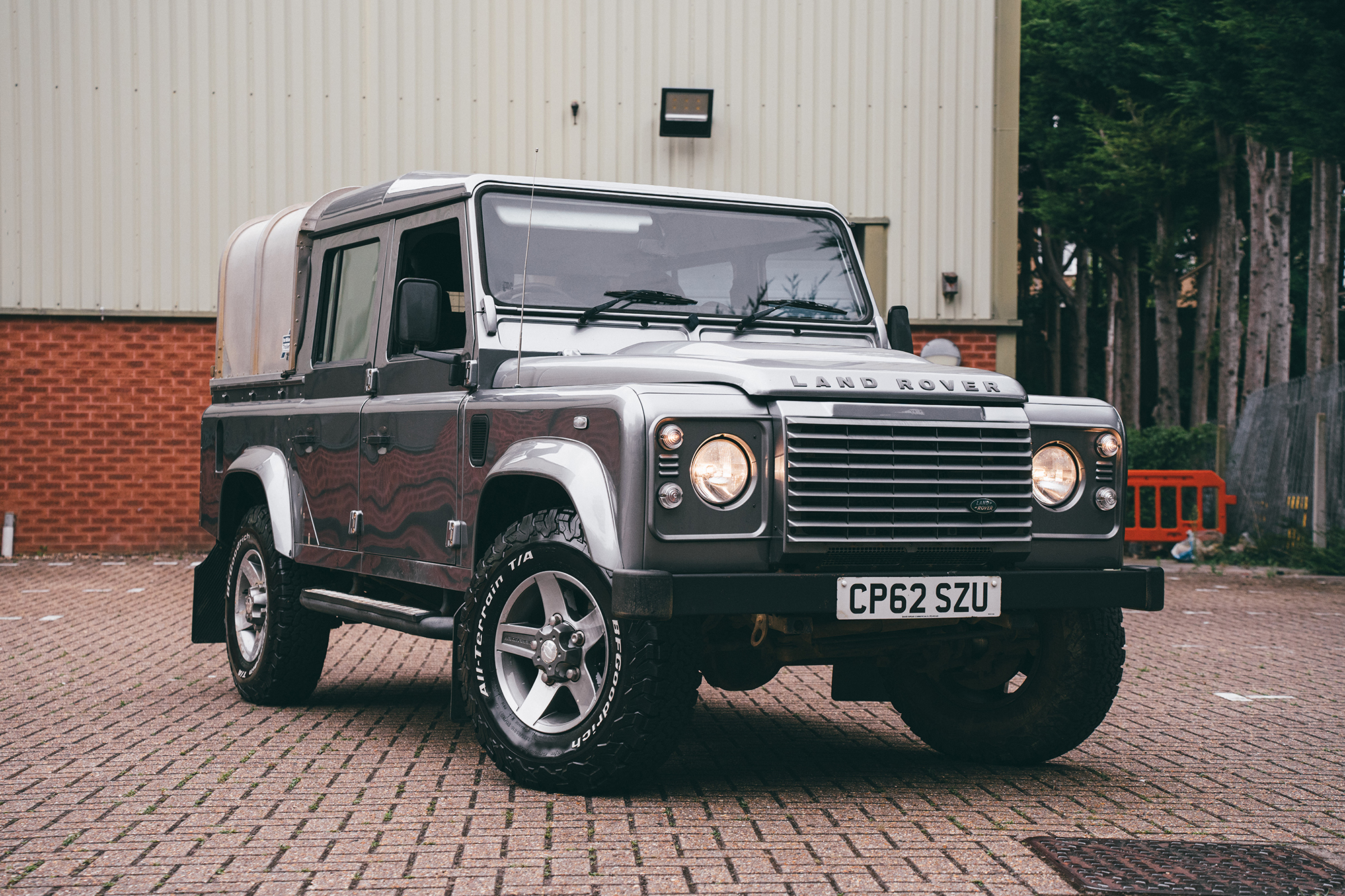 2013 Land Rover Defender 110 XS Double Cab Pick Up