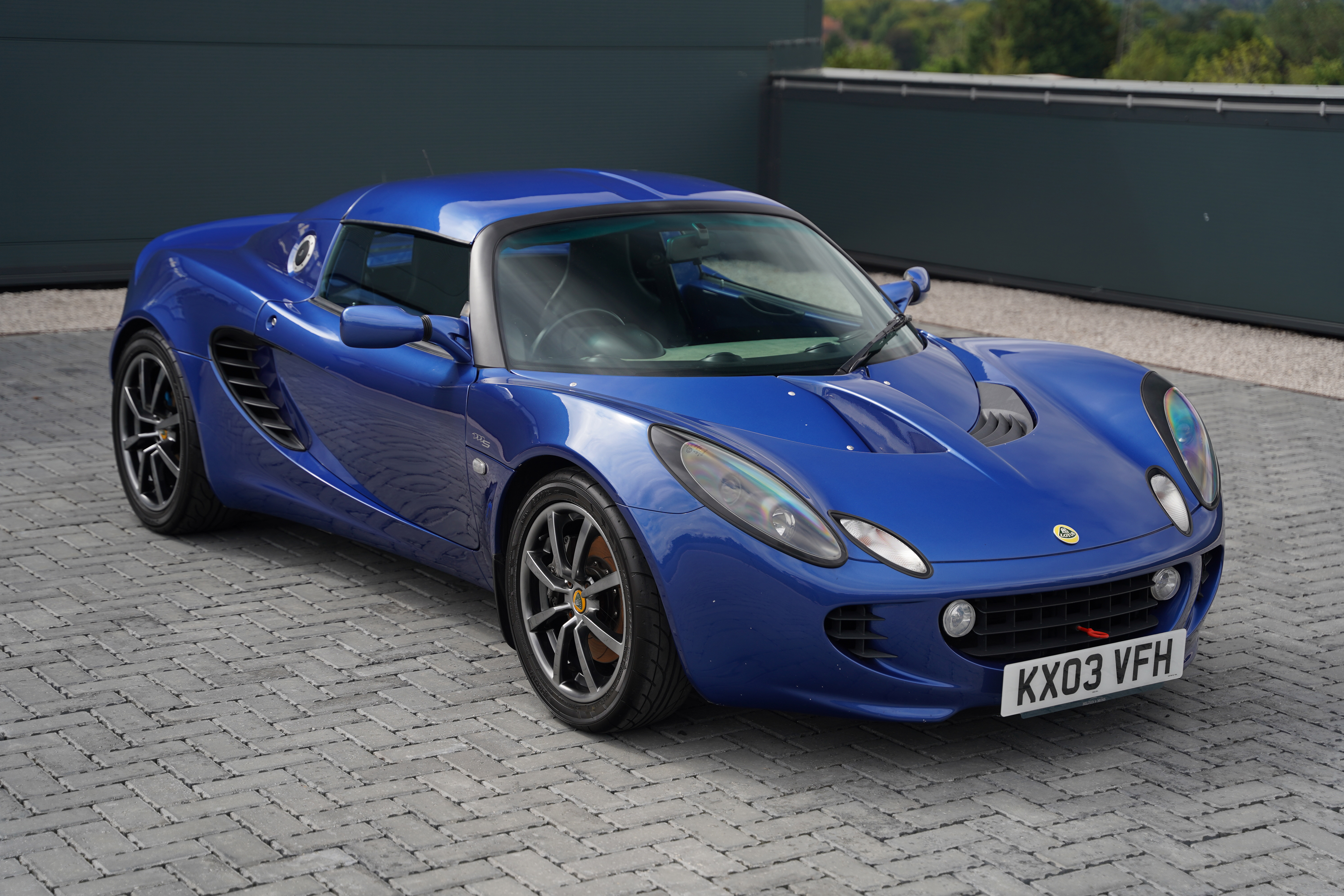 2003 Lotus Elise S2 111S