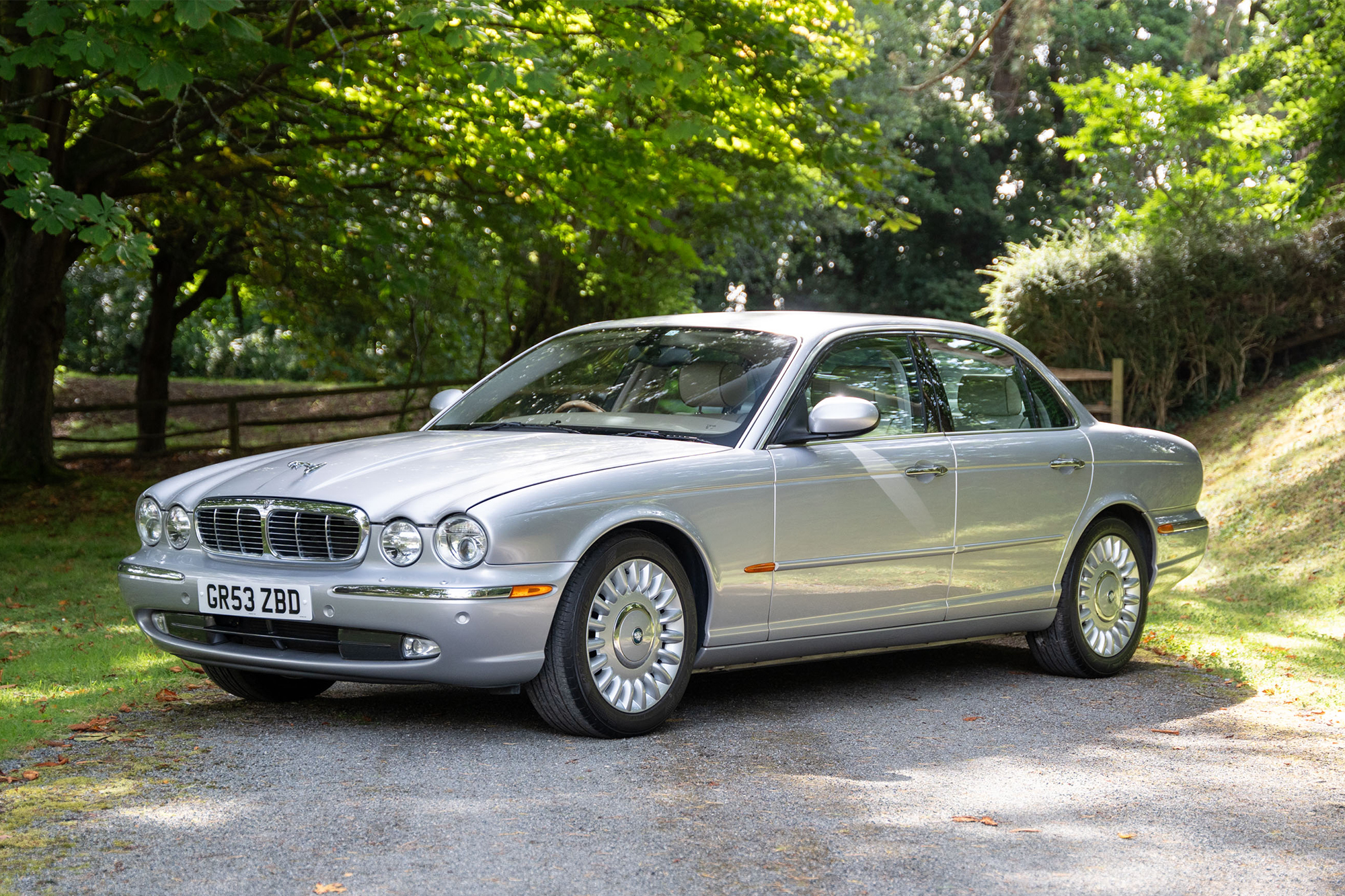 2003 Jaguar XJ (X350) Super V8