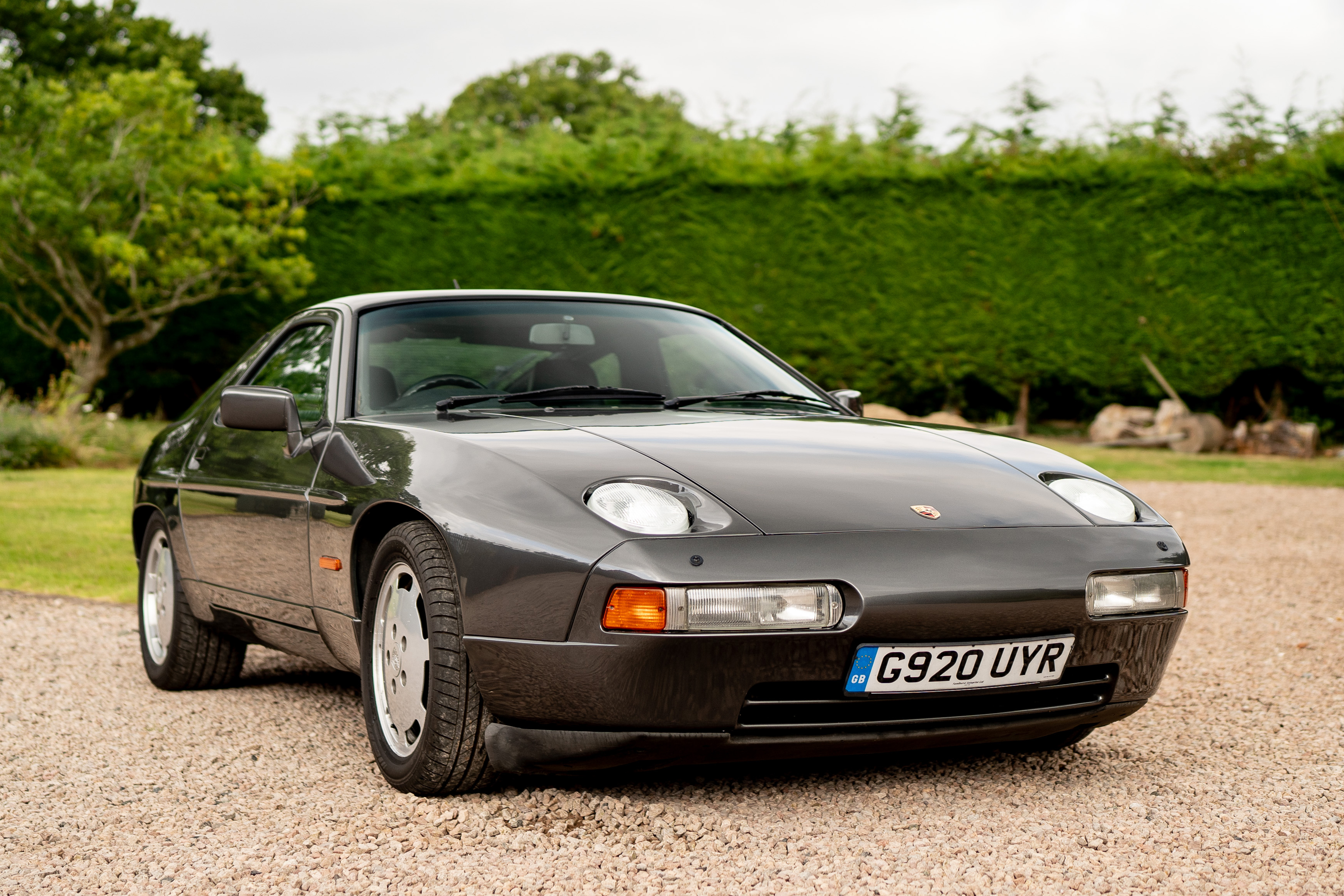 1990 Porsche 928 S4