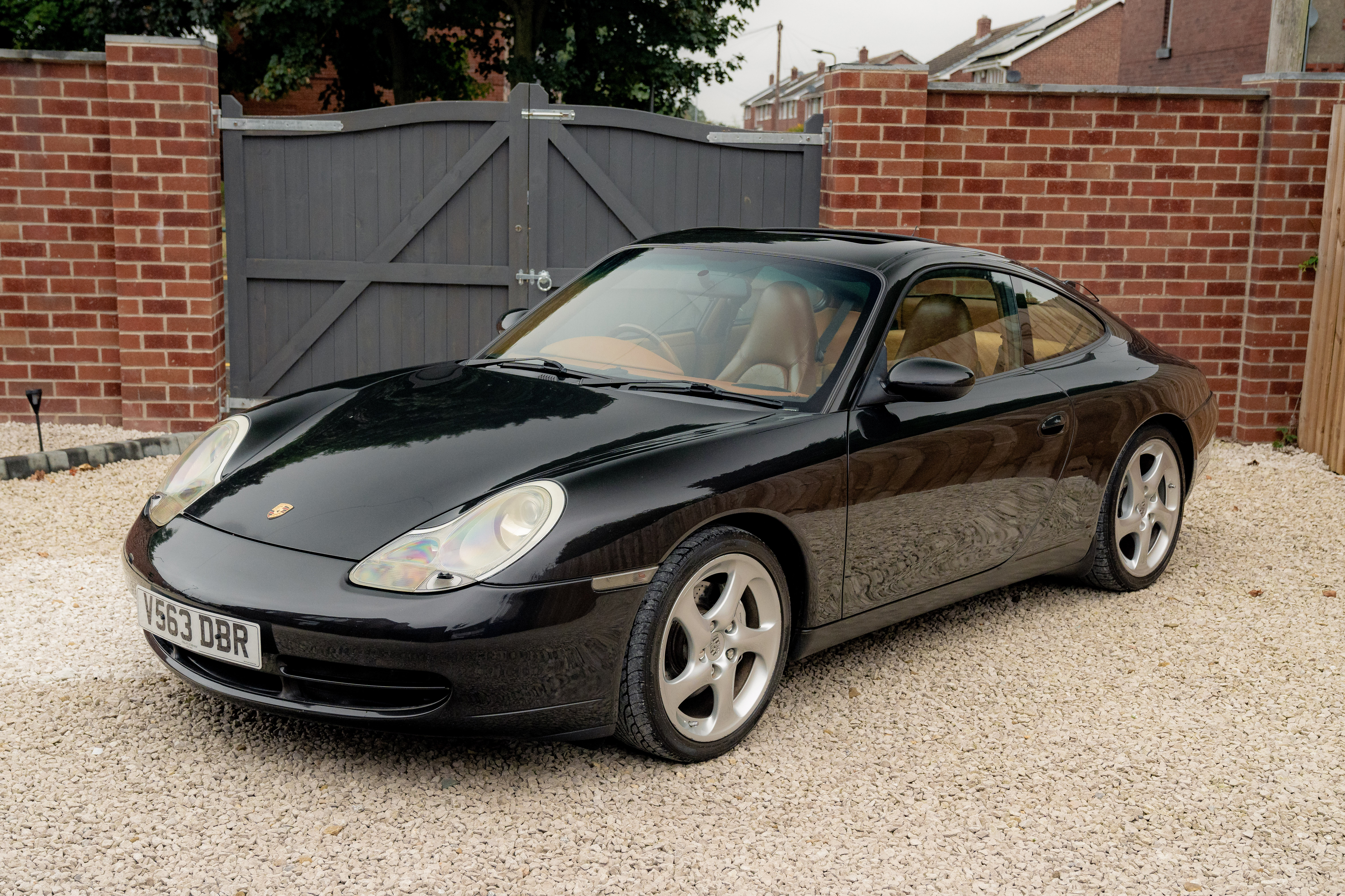 2000 Porsche 911 (996) Carrera - Millennium Edition