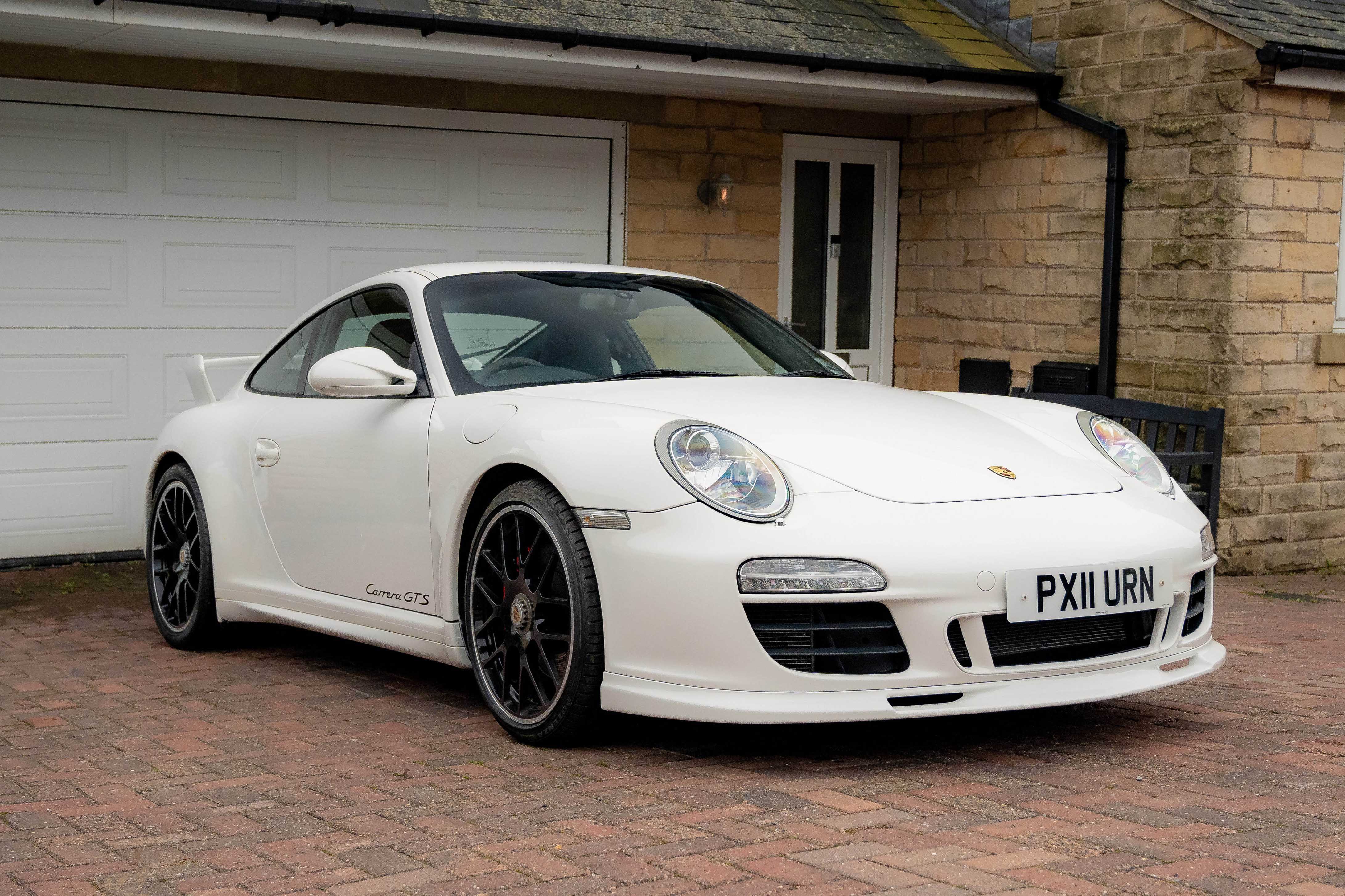 2011 Porsche 911 (997.2) Carrera GTS