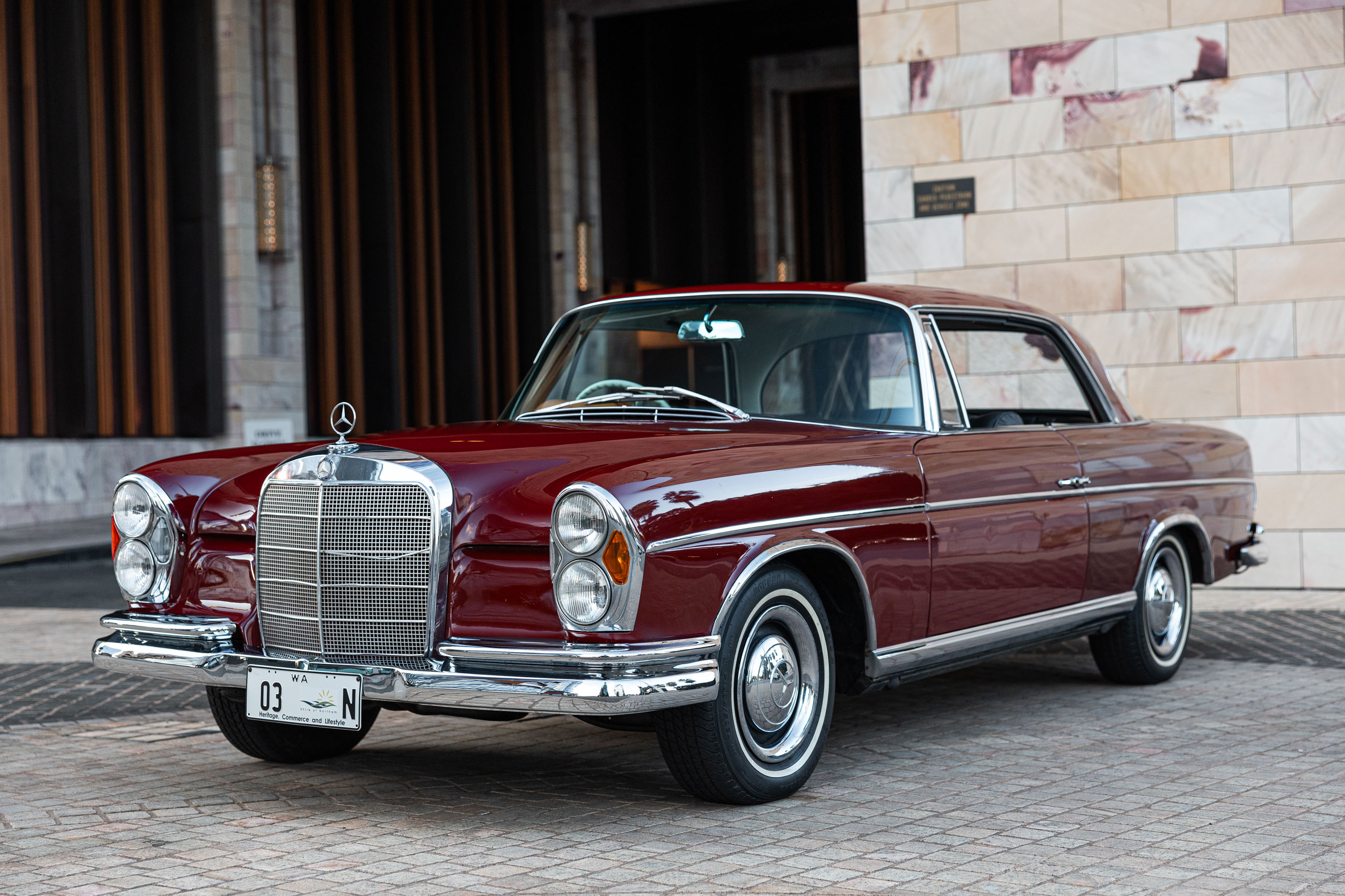 1967 Mercedes-Benz (W112) 300SE Coupe