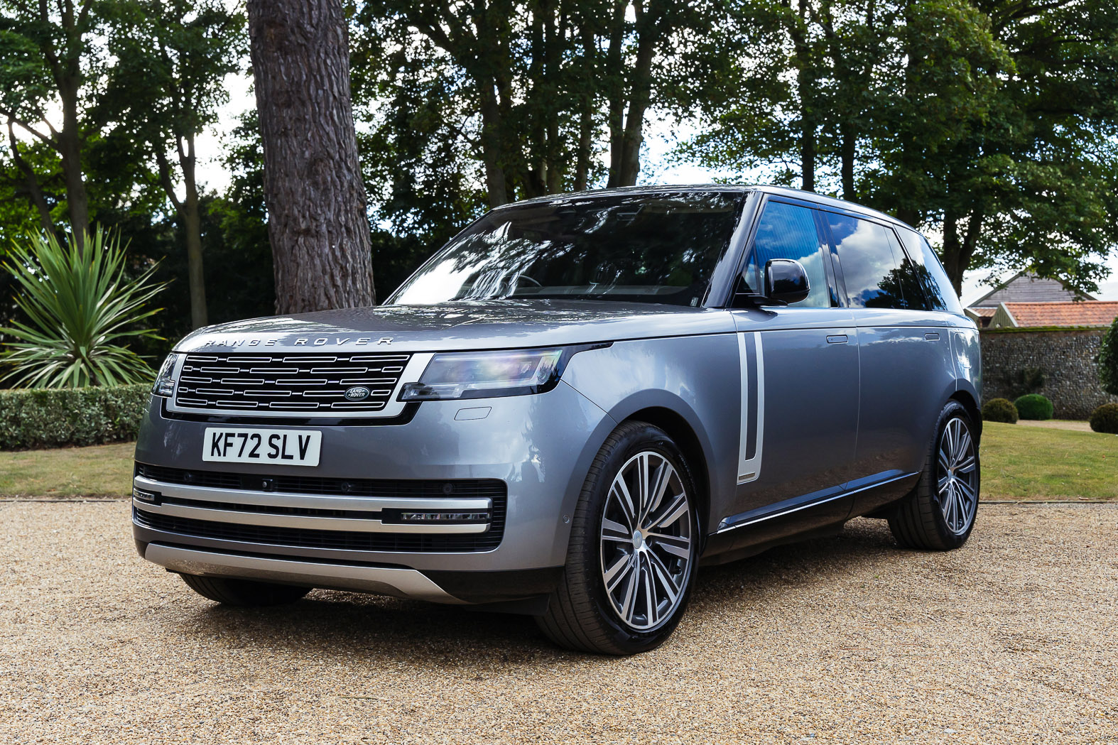 2023 Range Rover Autobiography P440e LWB