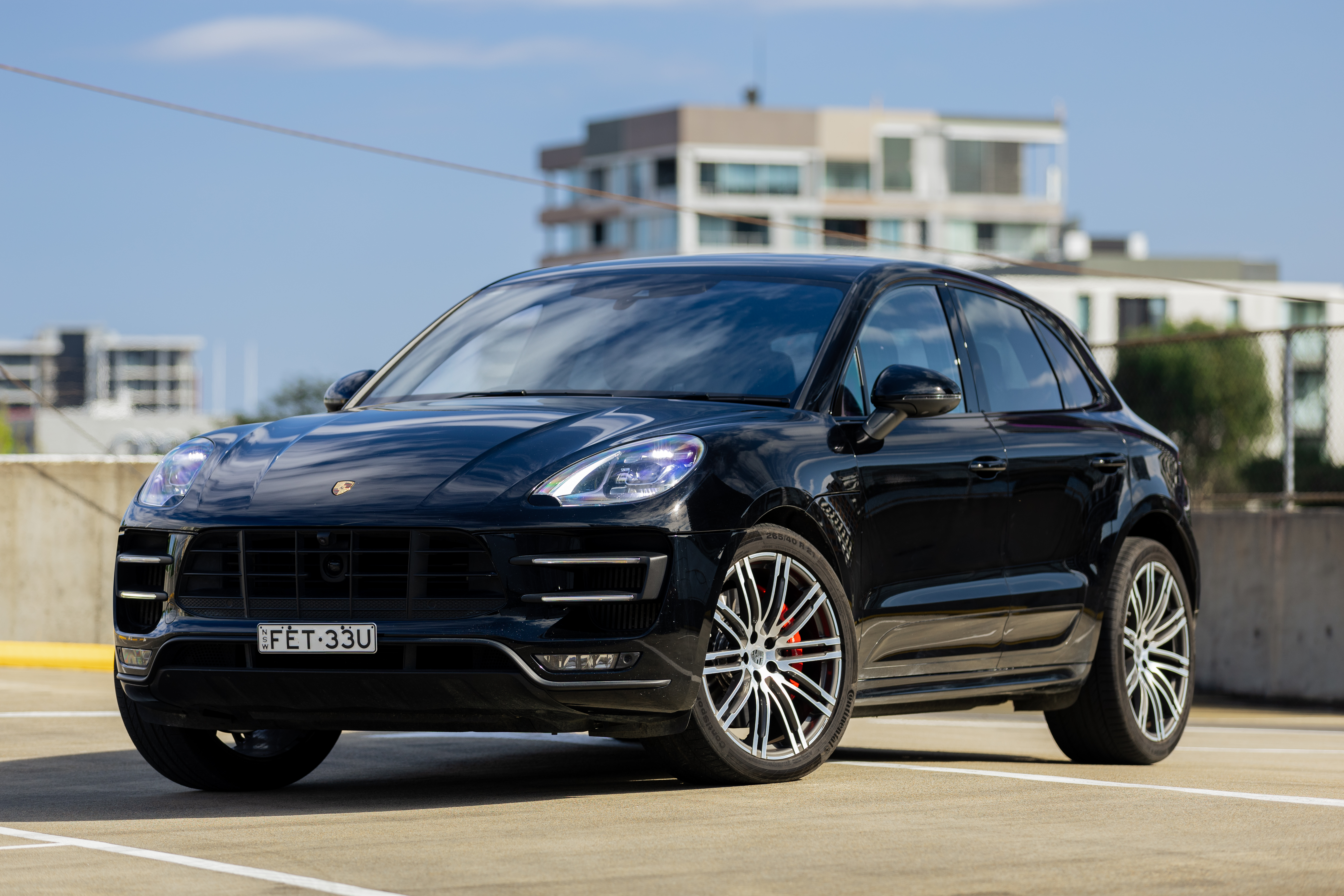 2018 Porsche Macan Turbo - Performance Package