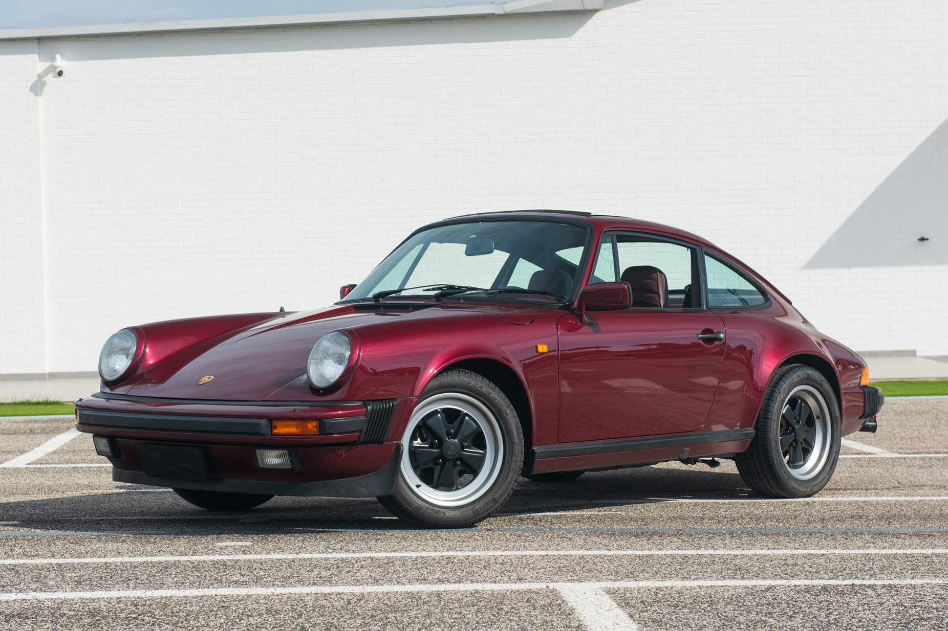 1984 Porsche 911 Carrera 3.2