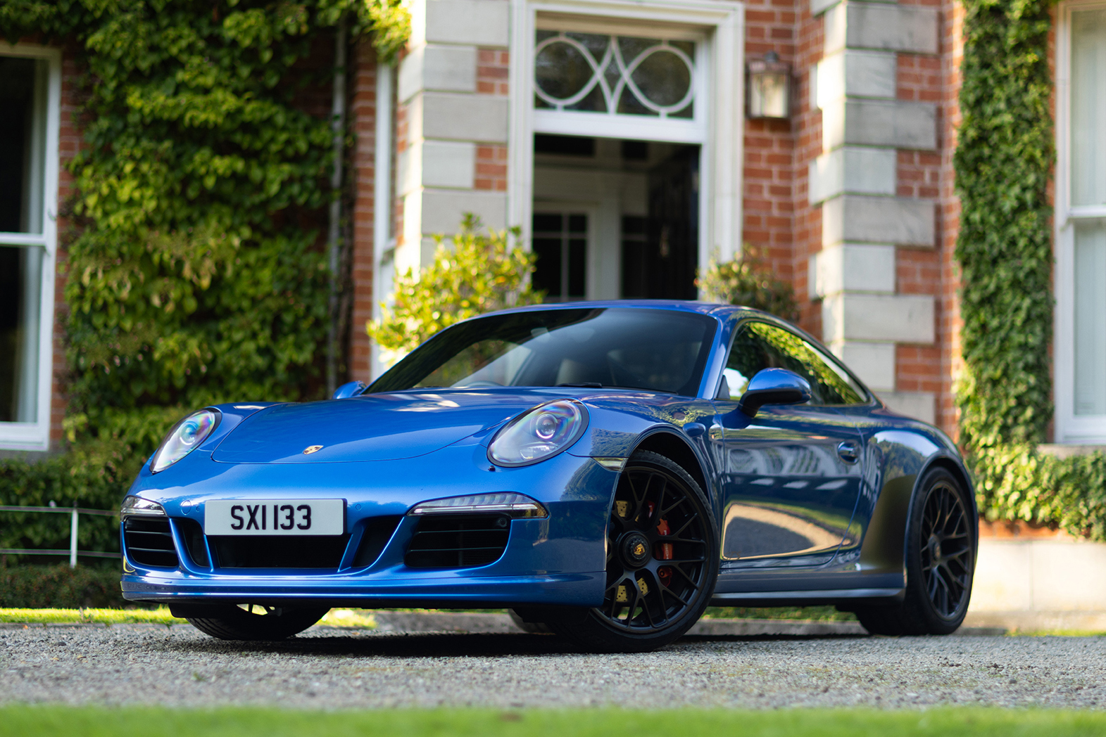 2015 Porsche 911 (991) Carrera 4 GTS