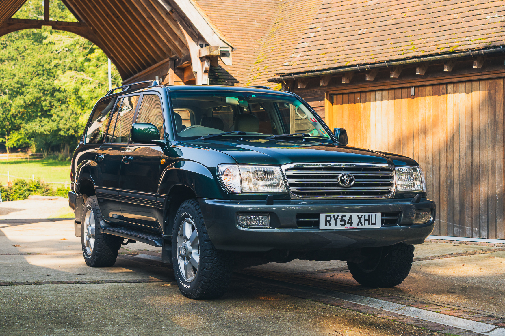 2005 Toyota Land Cruiser Amazon - One Owner