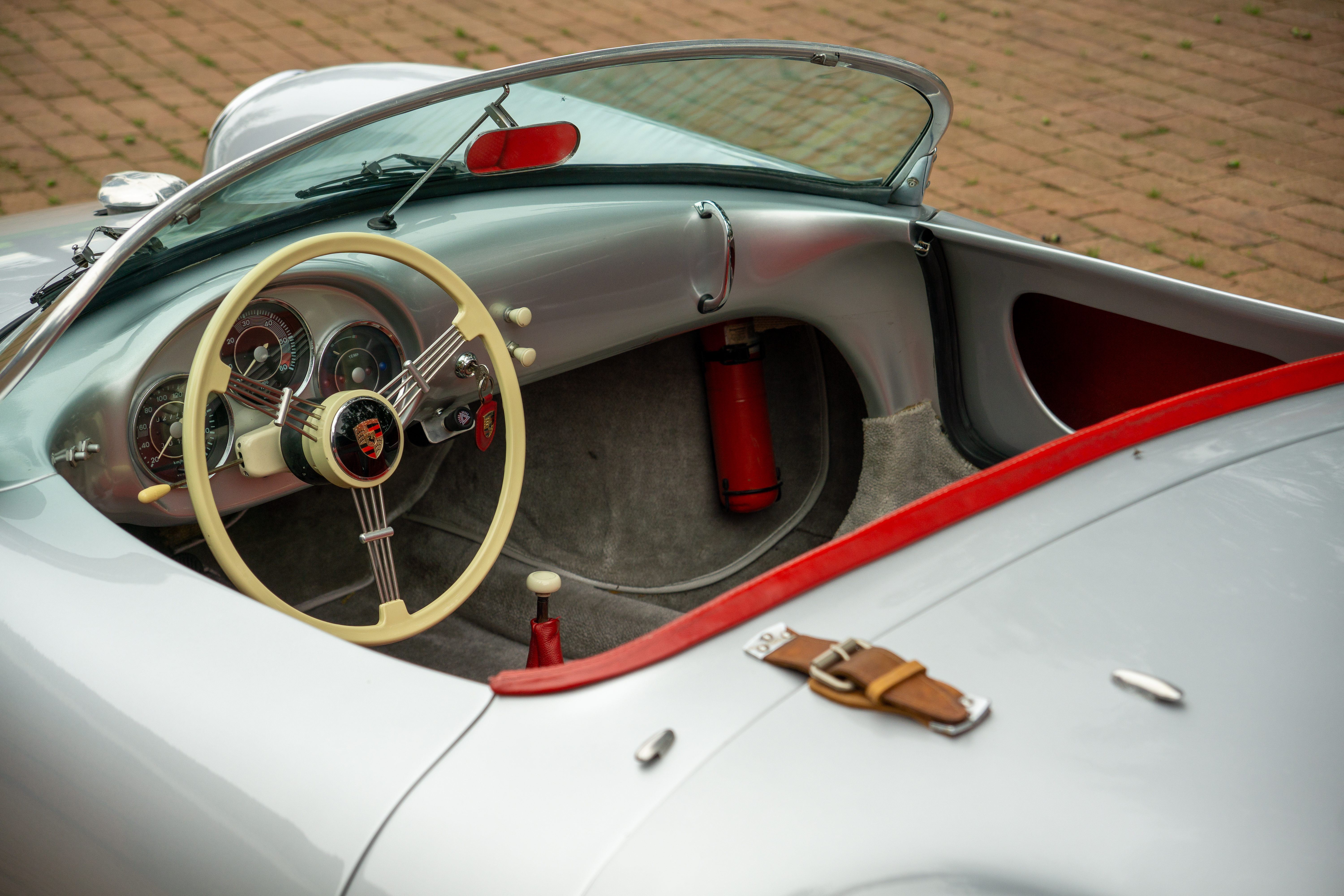1955 CBP Super 90 Speedster – Porsche 550 Spyder Replica for sale by  auction in Lohne, Germany, image size:1263x842