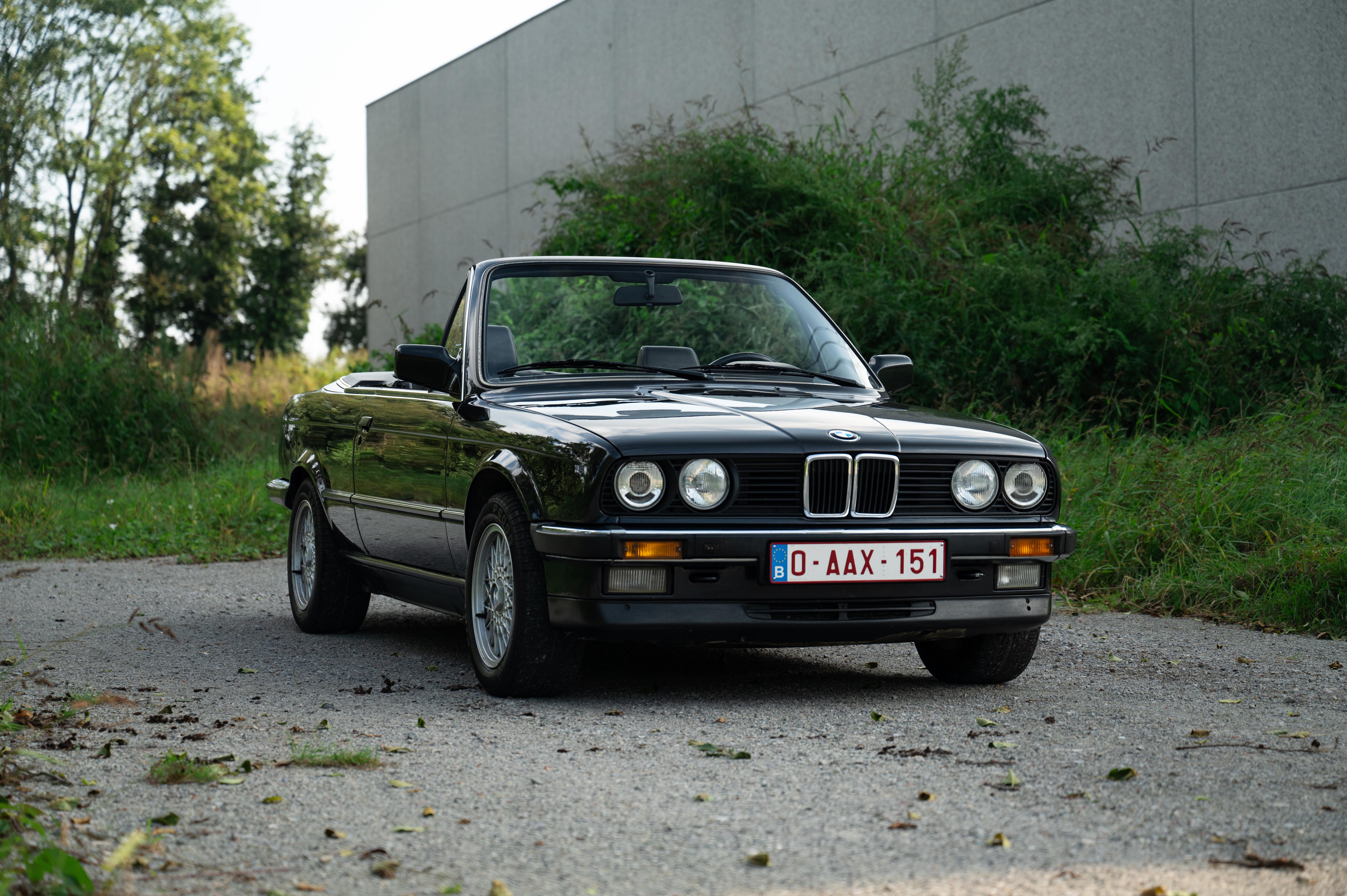 1989 BMW (E30) 325i Convertible for sale by auction in Elversele, Belgium
