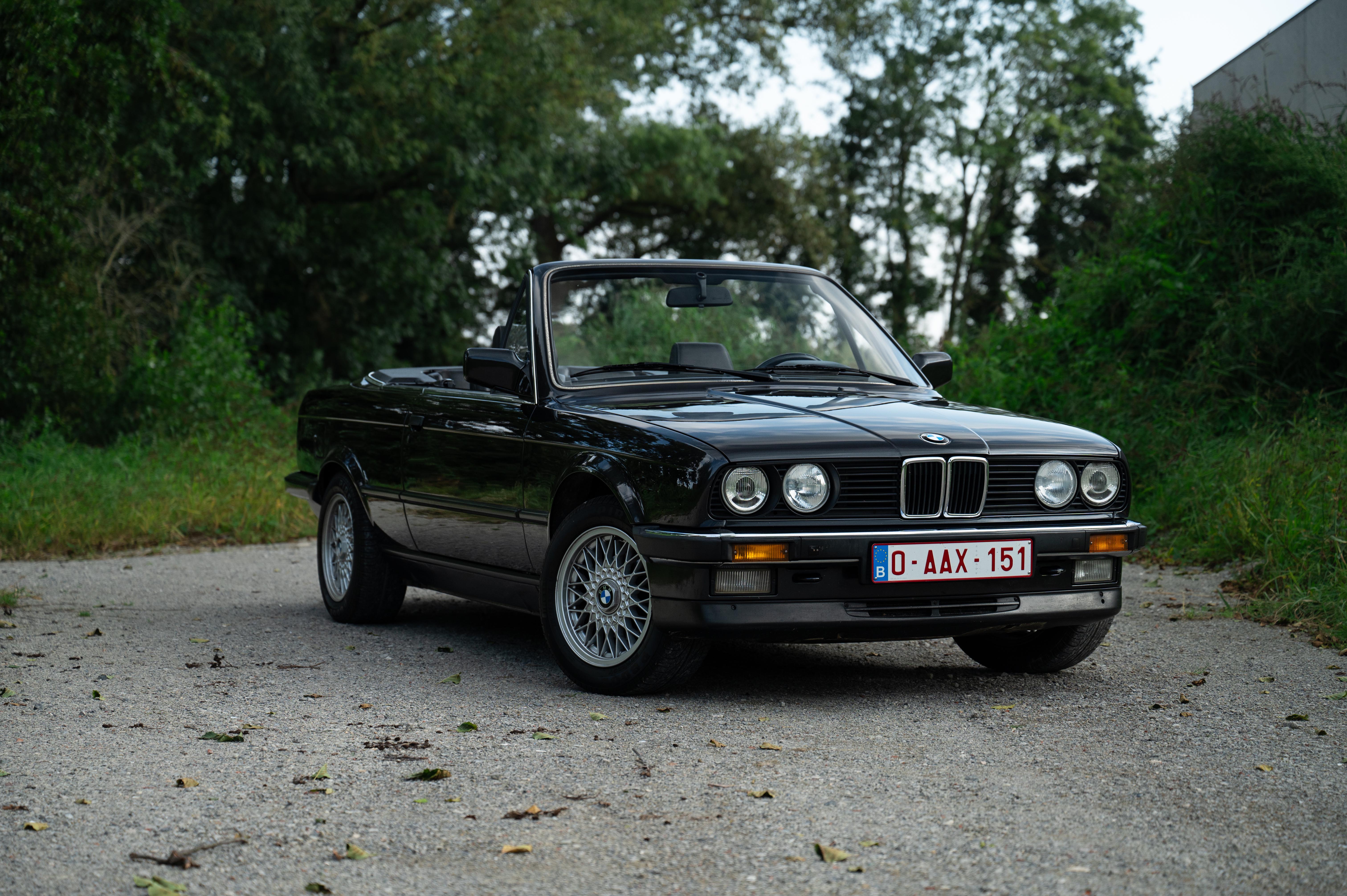 1989 BMW (E30) 325i Convertible for sale by auction in Elversele, Belgium