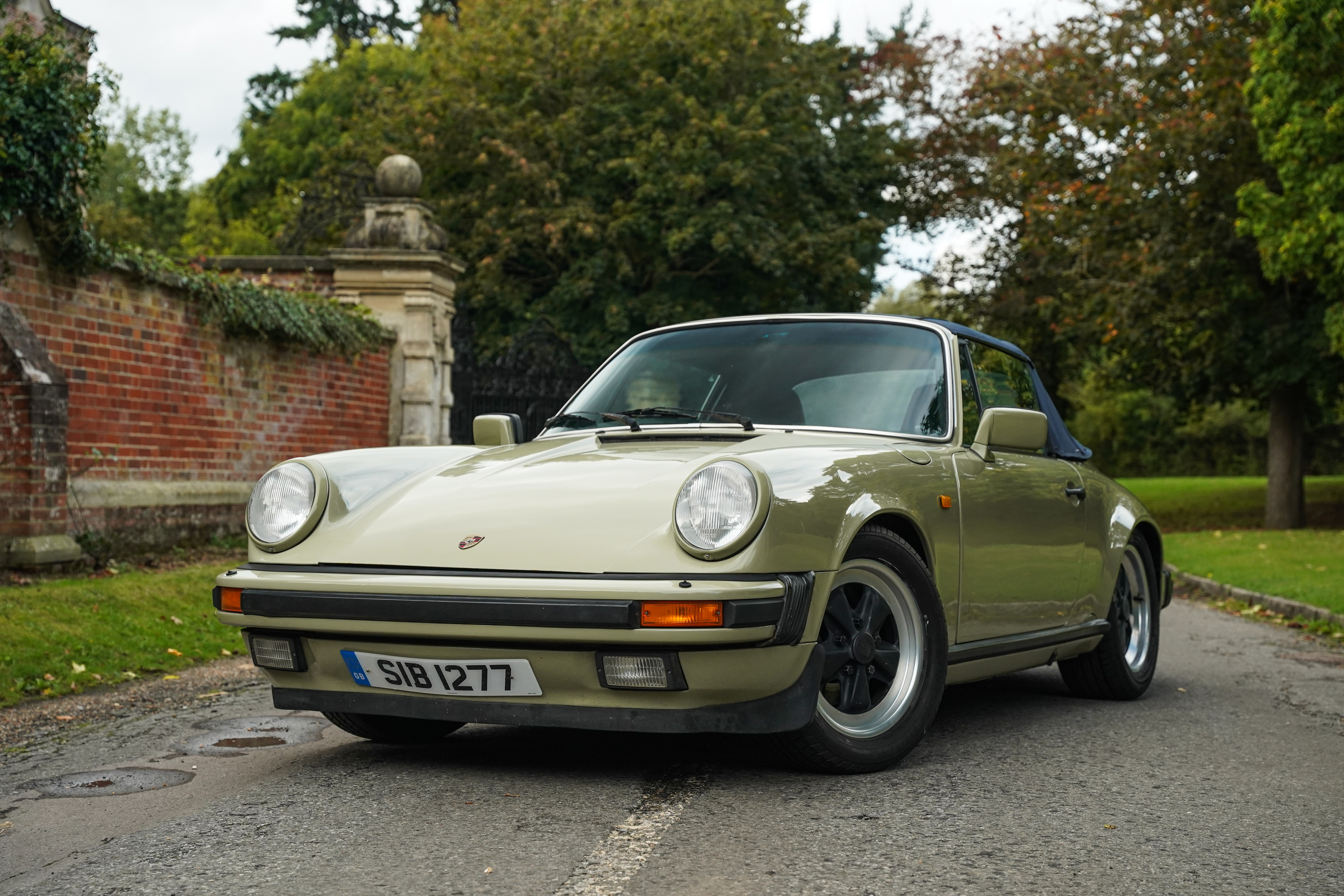 1986 Porsche 911 Carrera 3.2 Sport Cabriolet