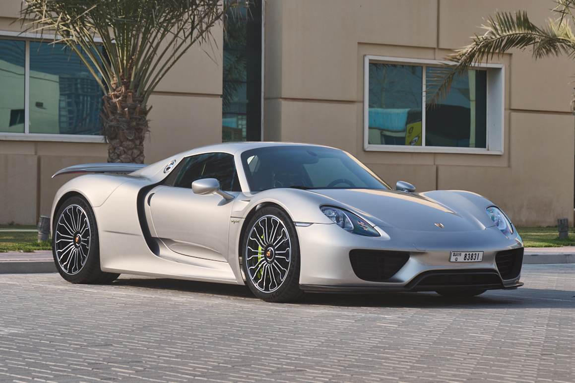 2015 Porsche 918 Spyder - 652 Km