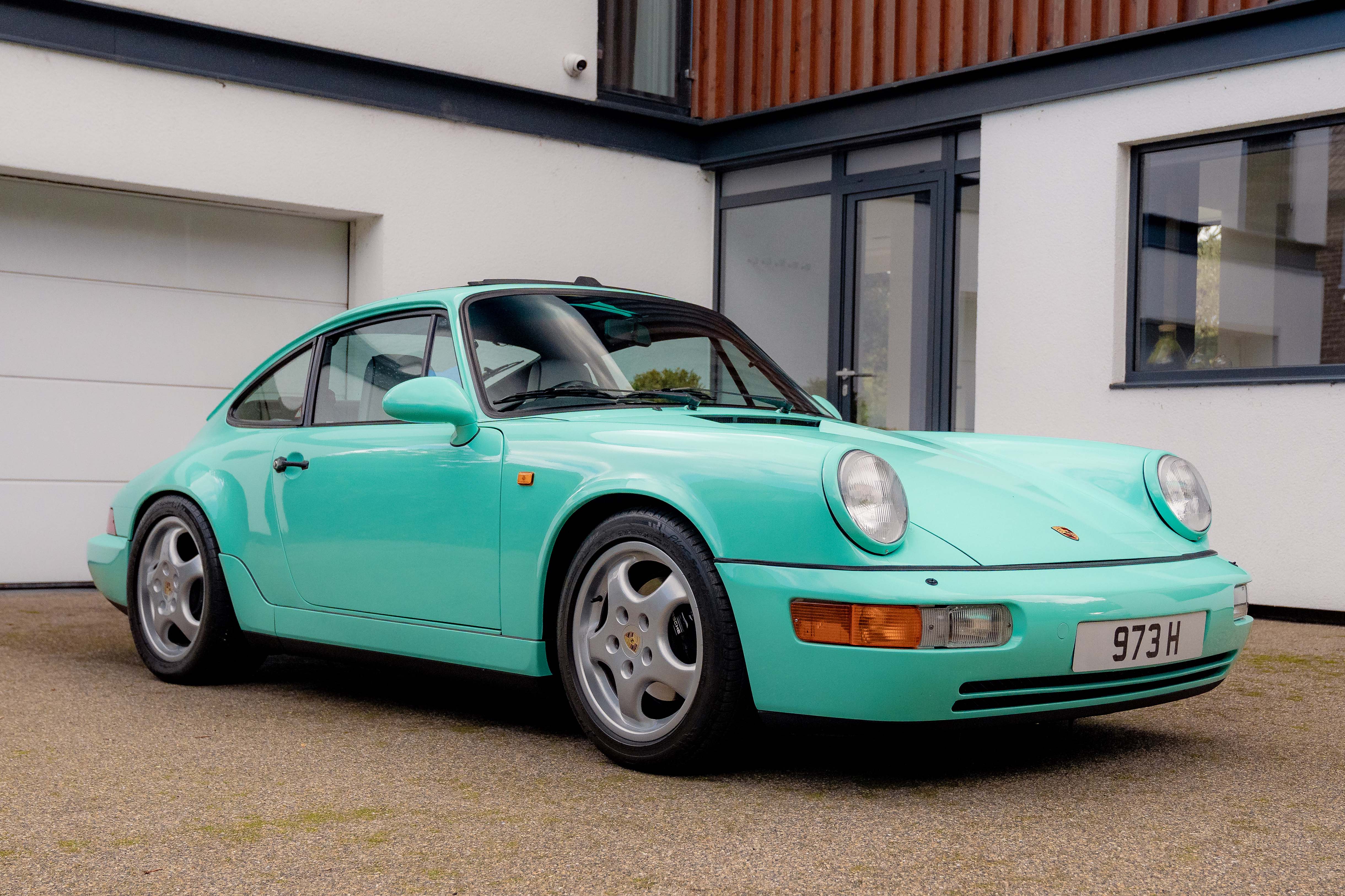 1992 Porsche 911 (964) Carrera 4