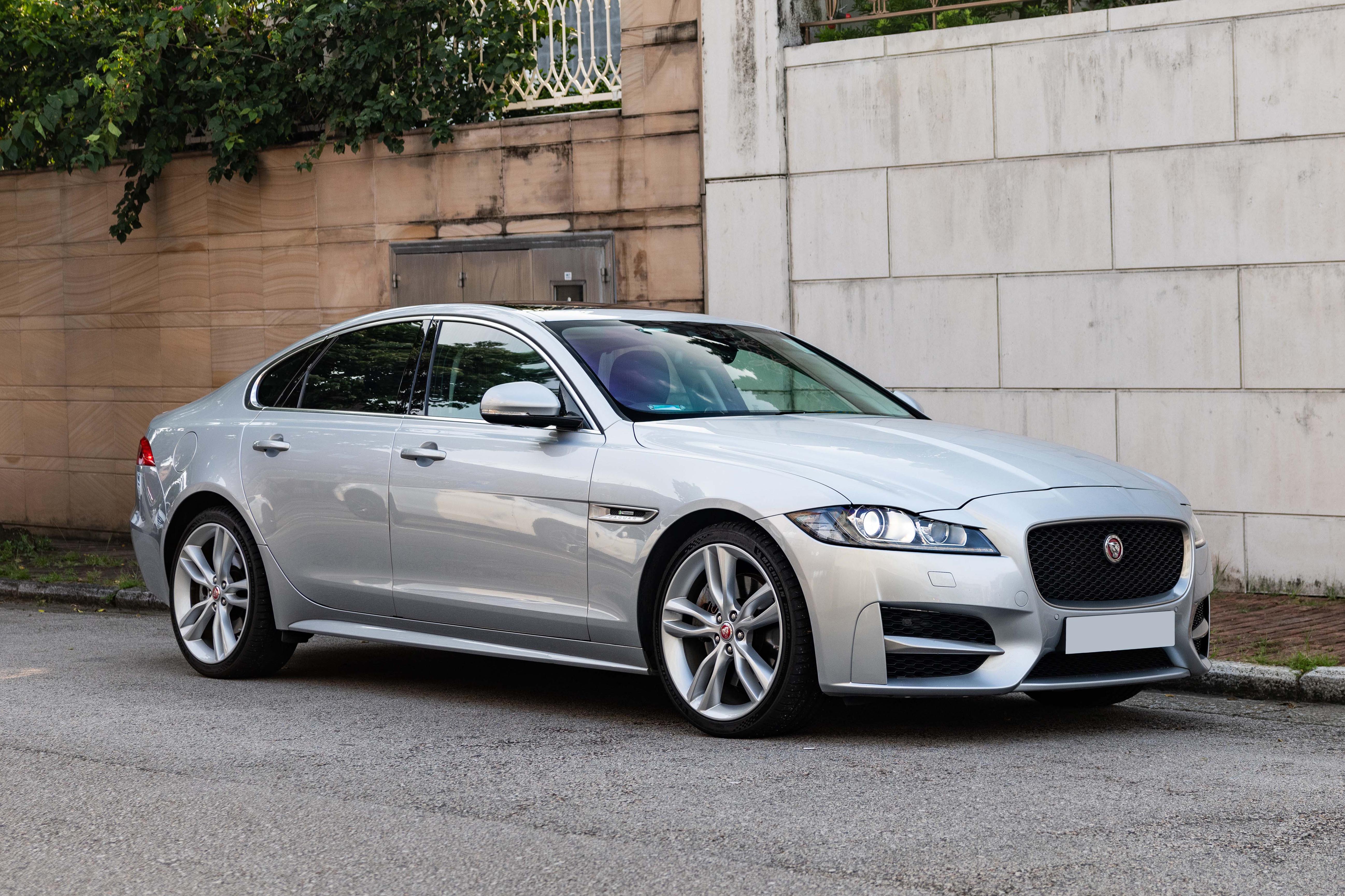 2017 Jaguar XF R-Sport 35T - HK Registered