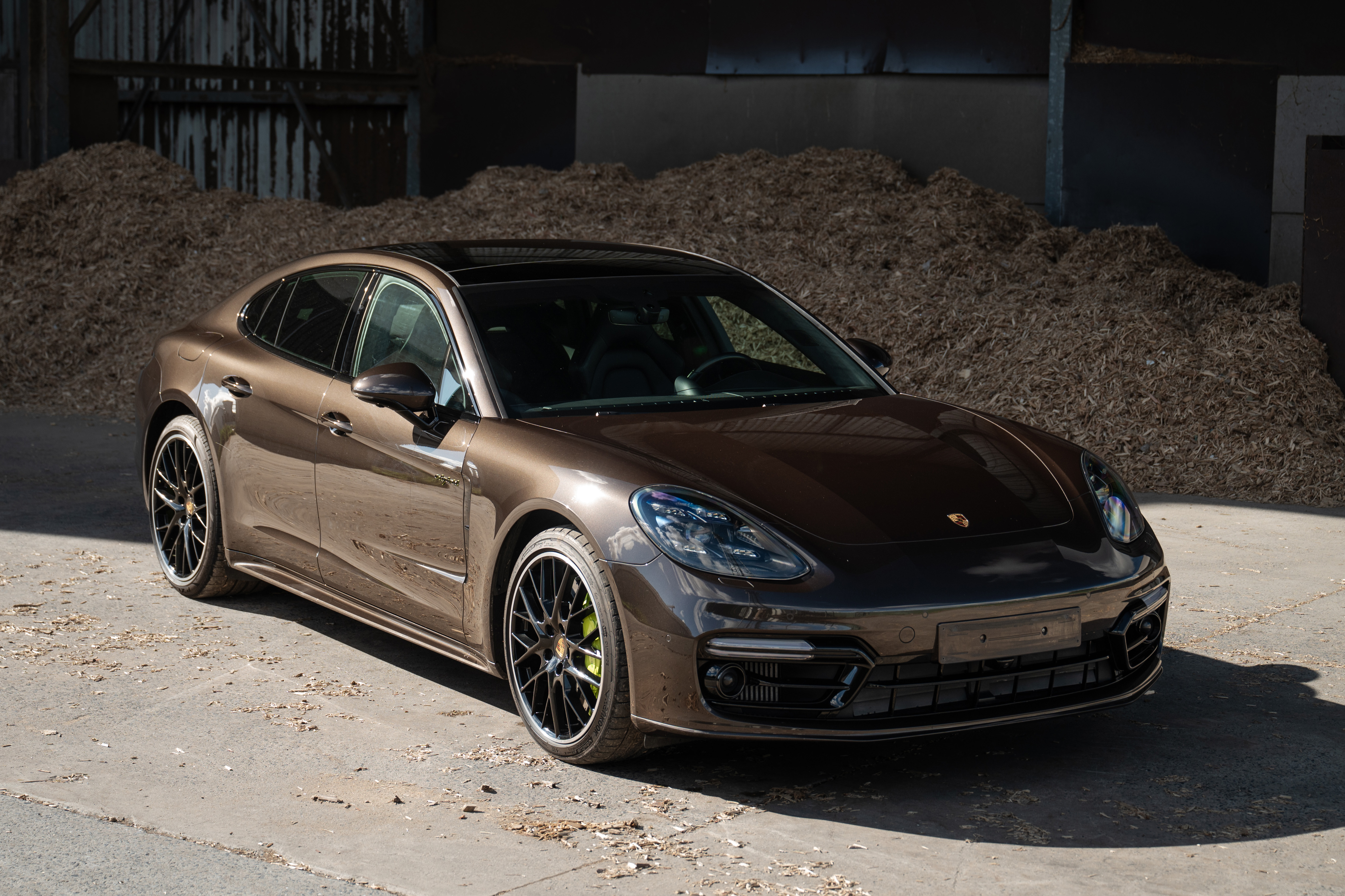 2018 Porsche Panamera Turbo S E-Hybrid