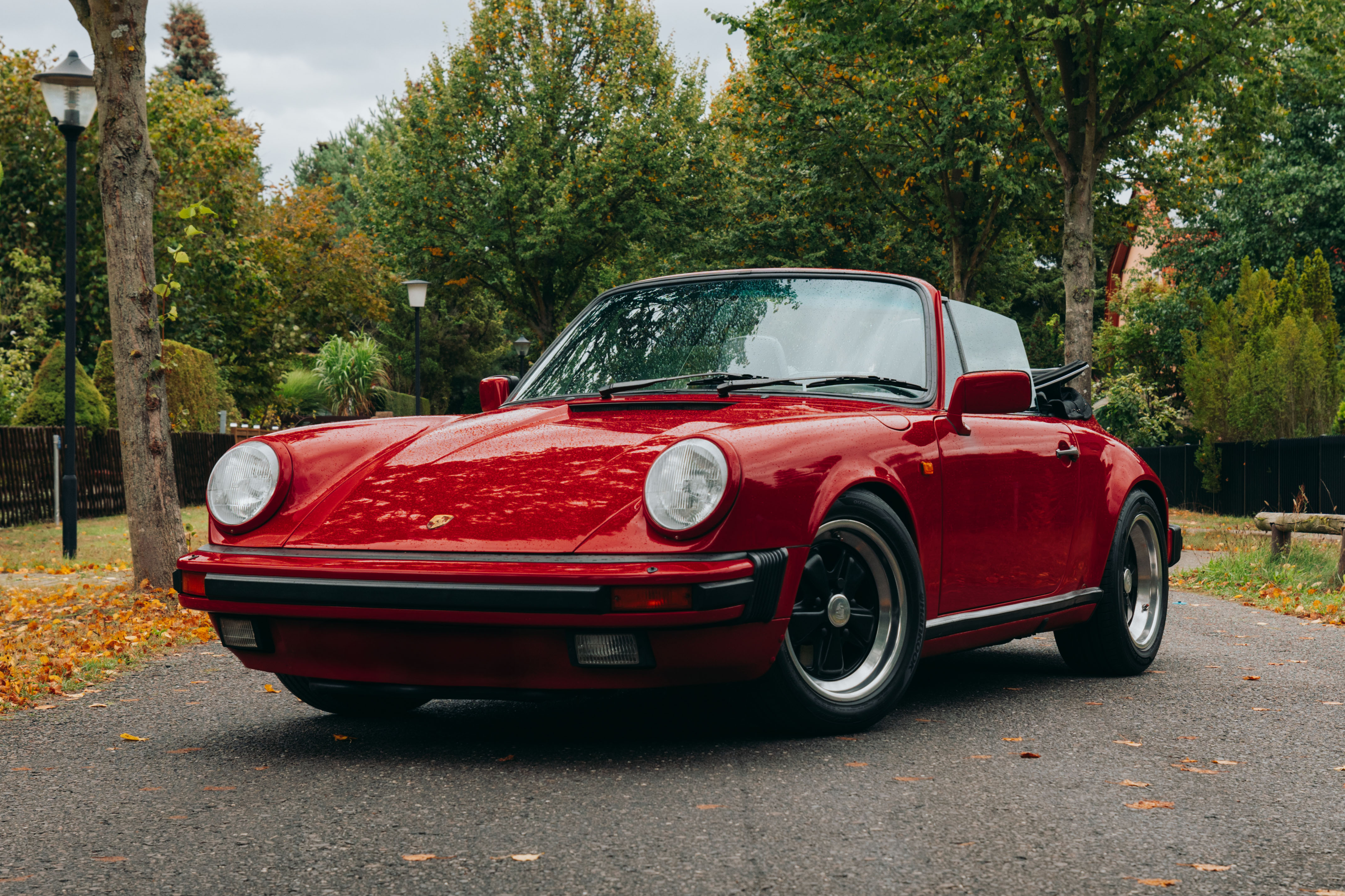 1984 Porsche 911 Carrera 3.2 Cabriolet