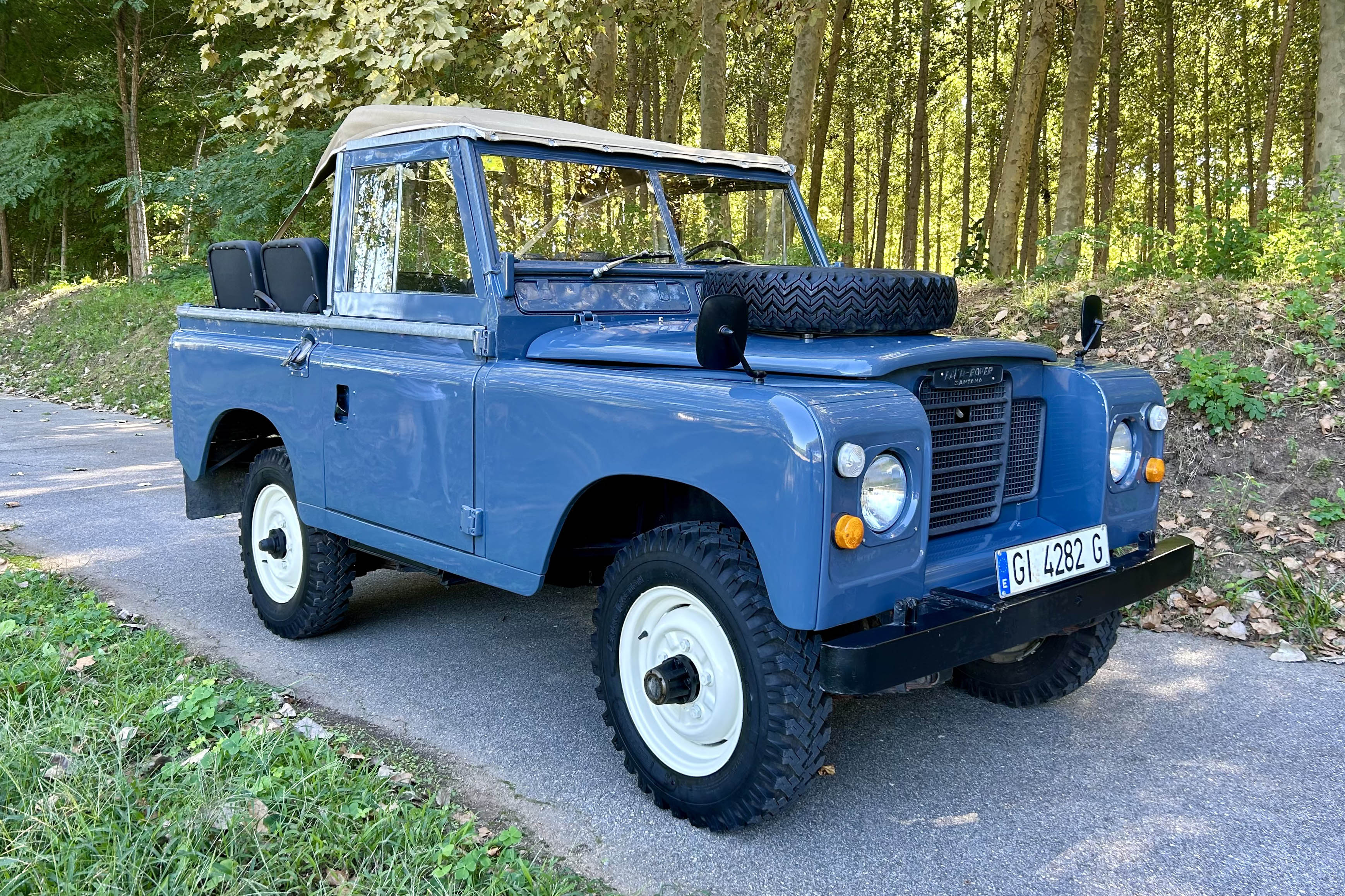 1976 Land Rover Santana Series III 88"