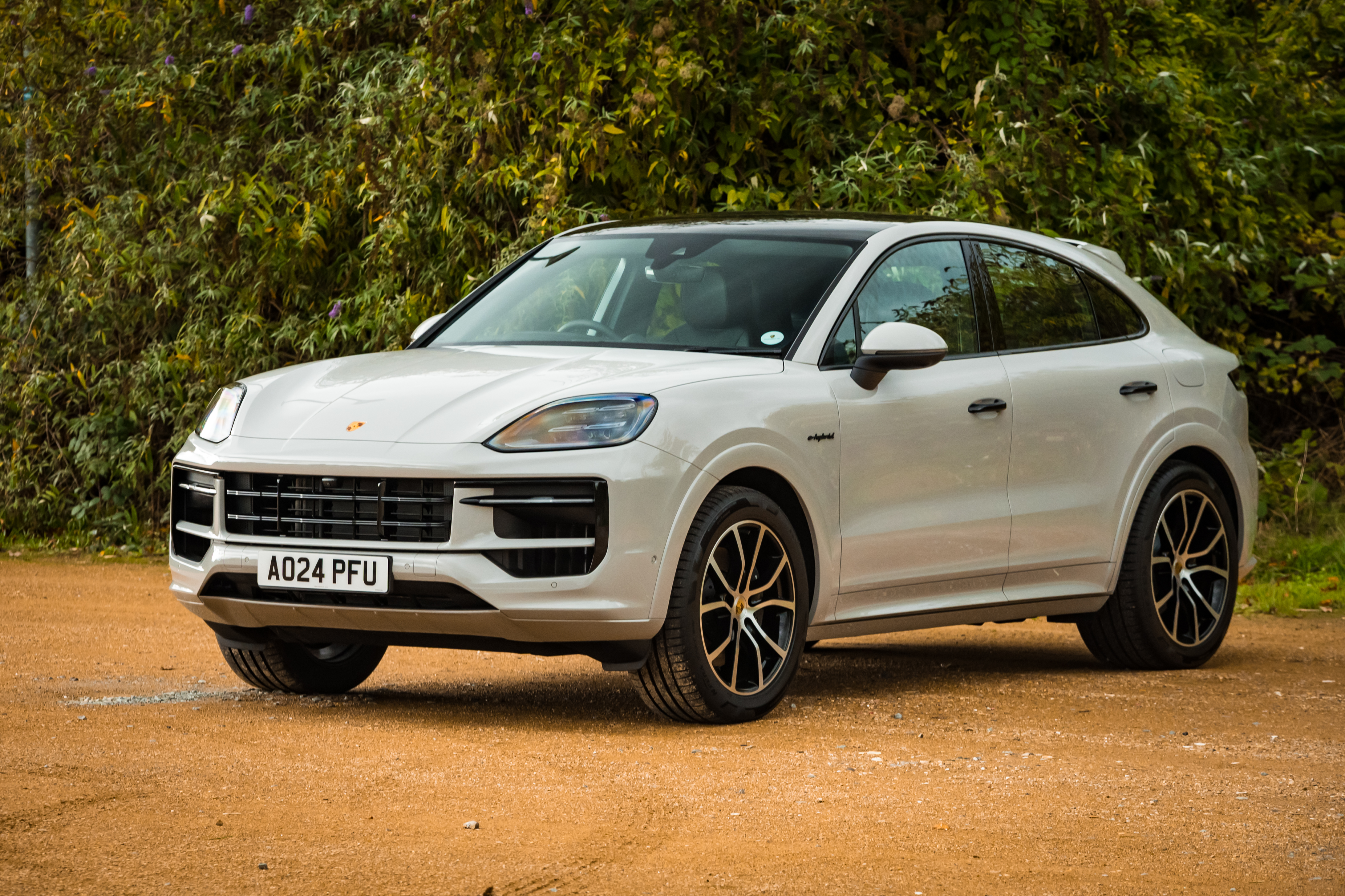2024 Porsche Cayenne E-Hybrid Coupe - 9 Miles - VAT Q for sale by auction  in Dartford, Kent, United Kingdom