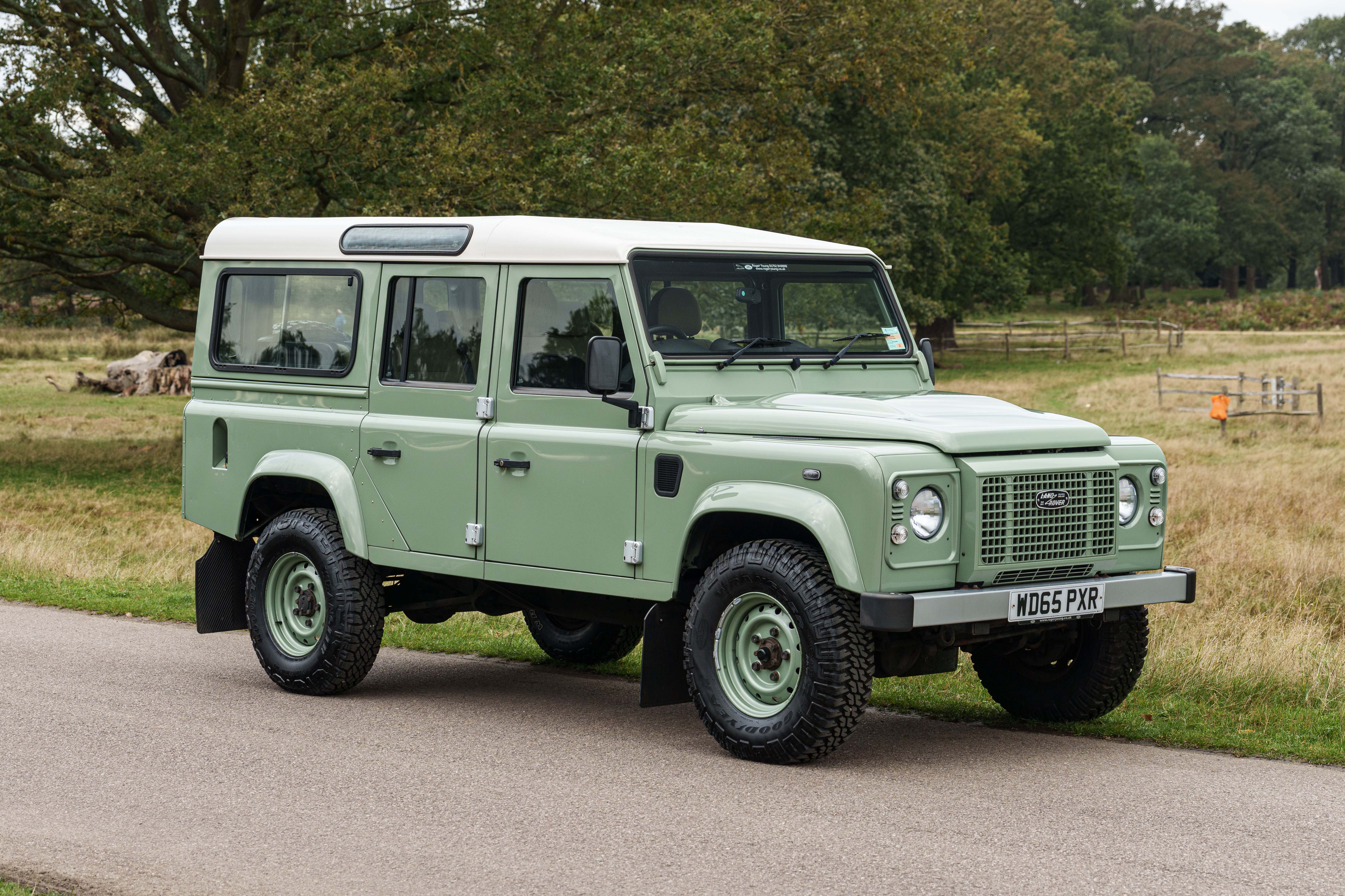 2015 Land Rover Defender 110 Heritage