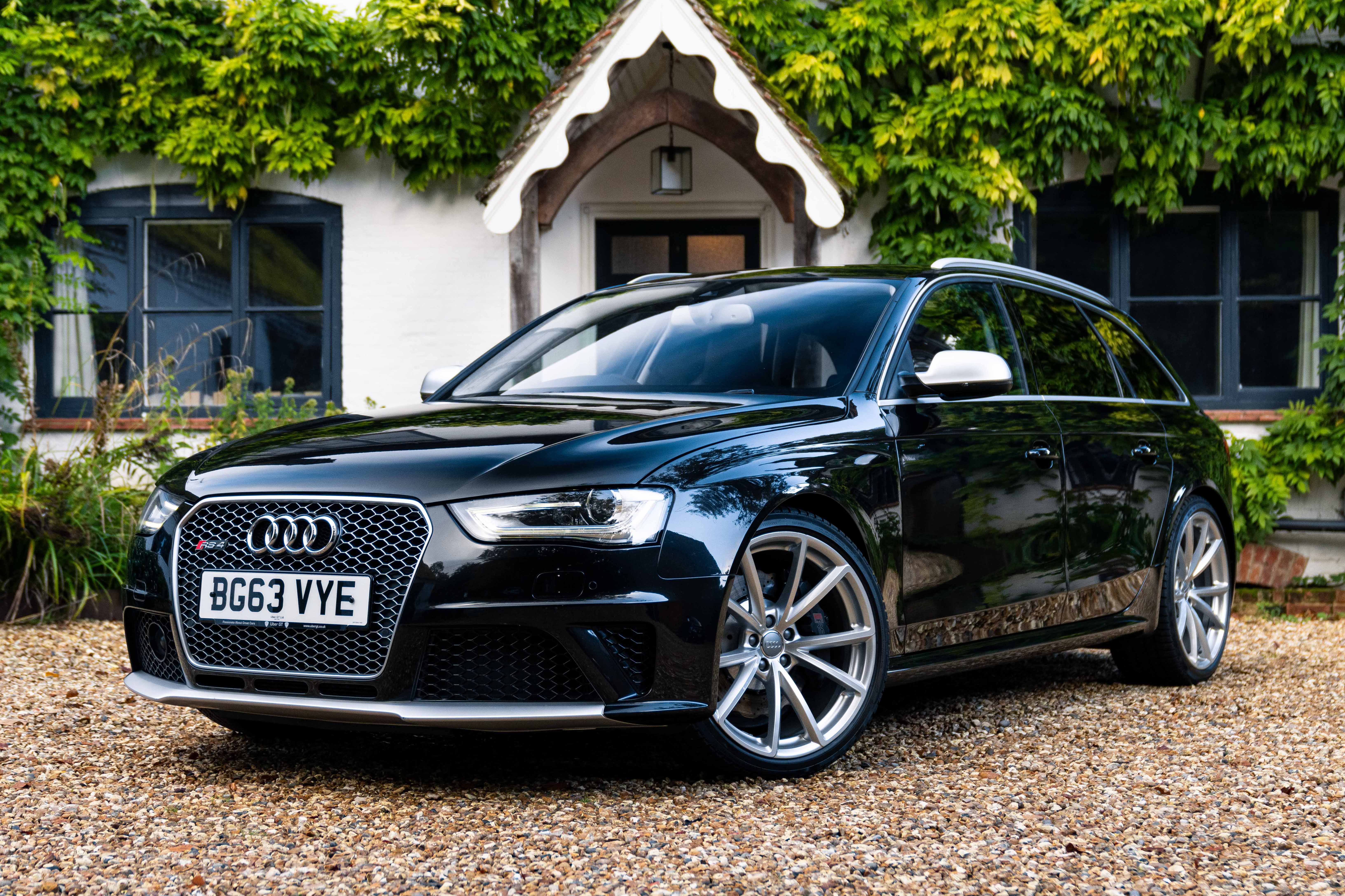 2013 Audi (B8) RS4 Avant