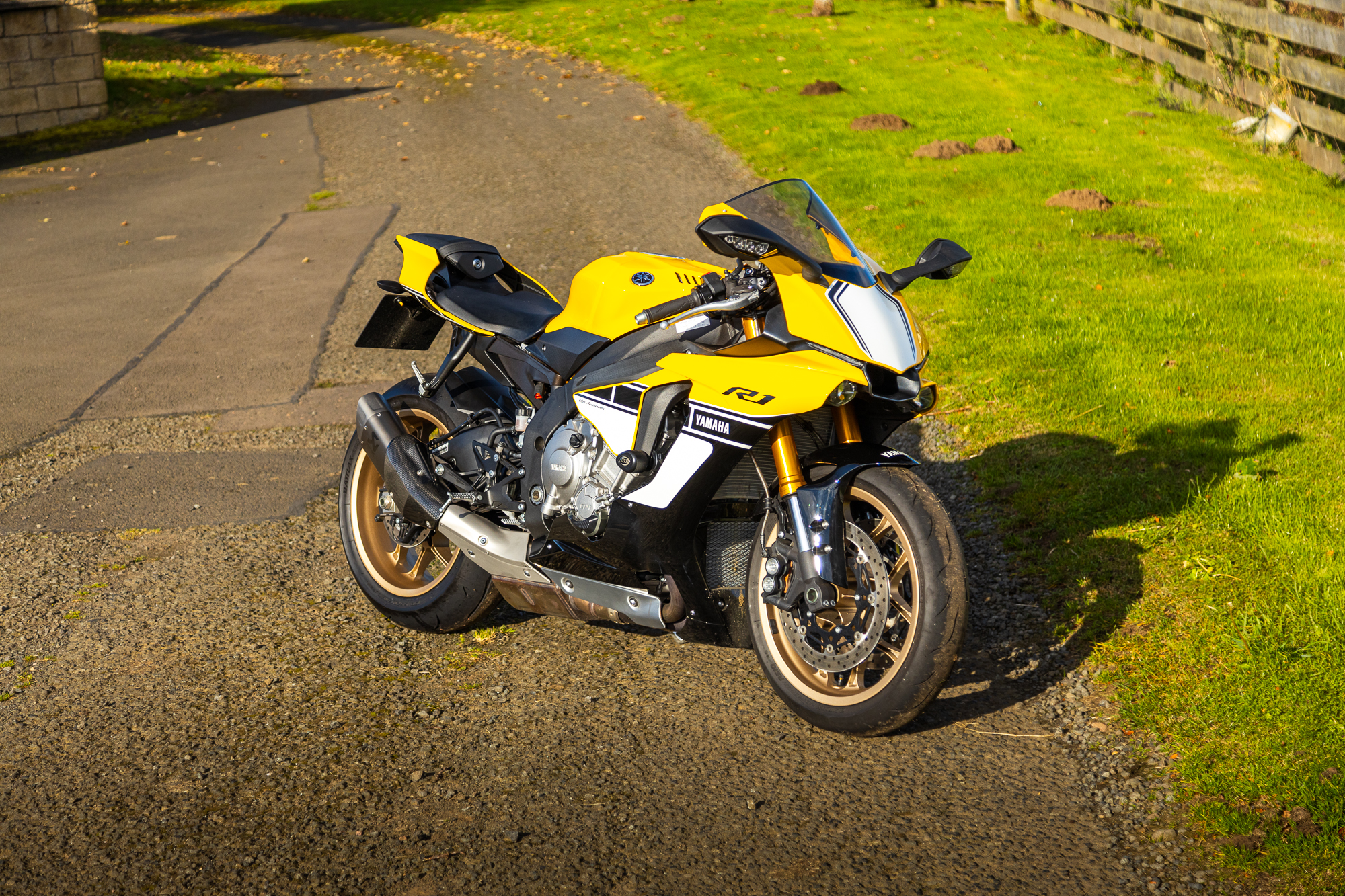 2016 Yamaha YZF-R1 - 60th Anniversary - 43 Miles for sale by auction in  Fife, United Kingdom