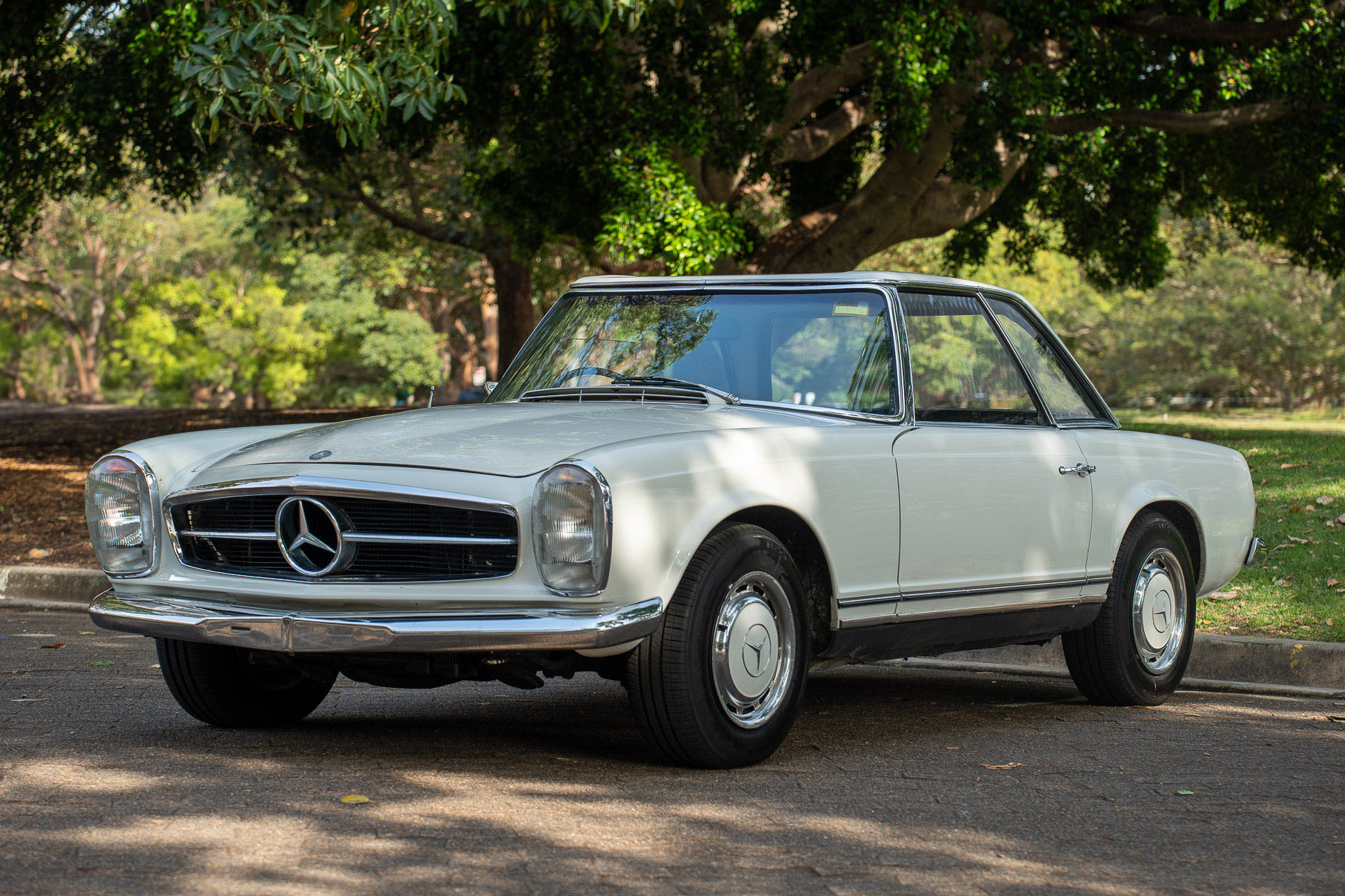 1968 Mercedes-Benz 280 SL Pagoda