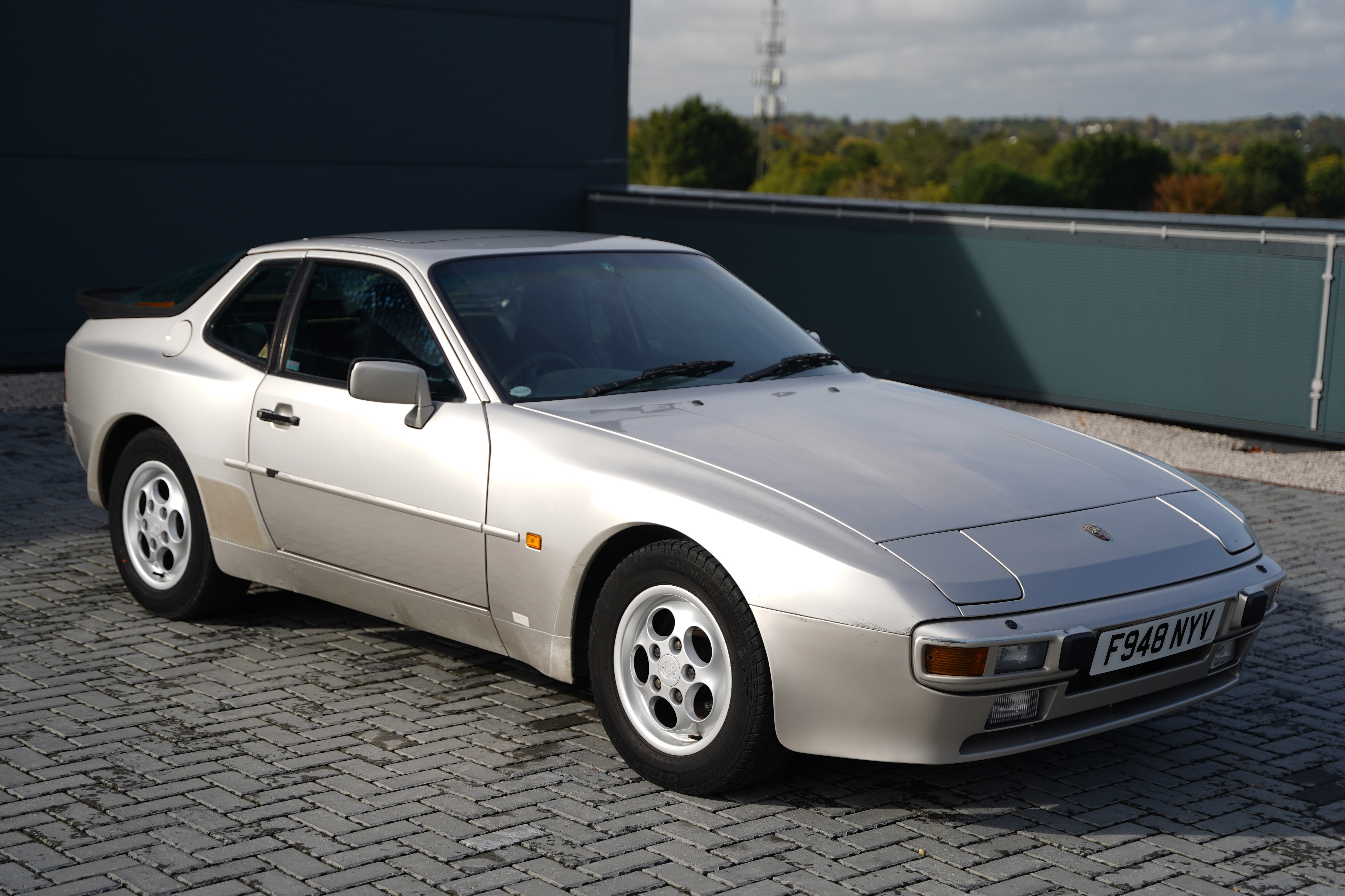 1988 Porsche 944 Lux