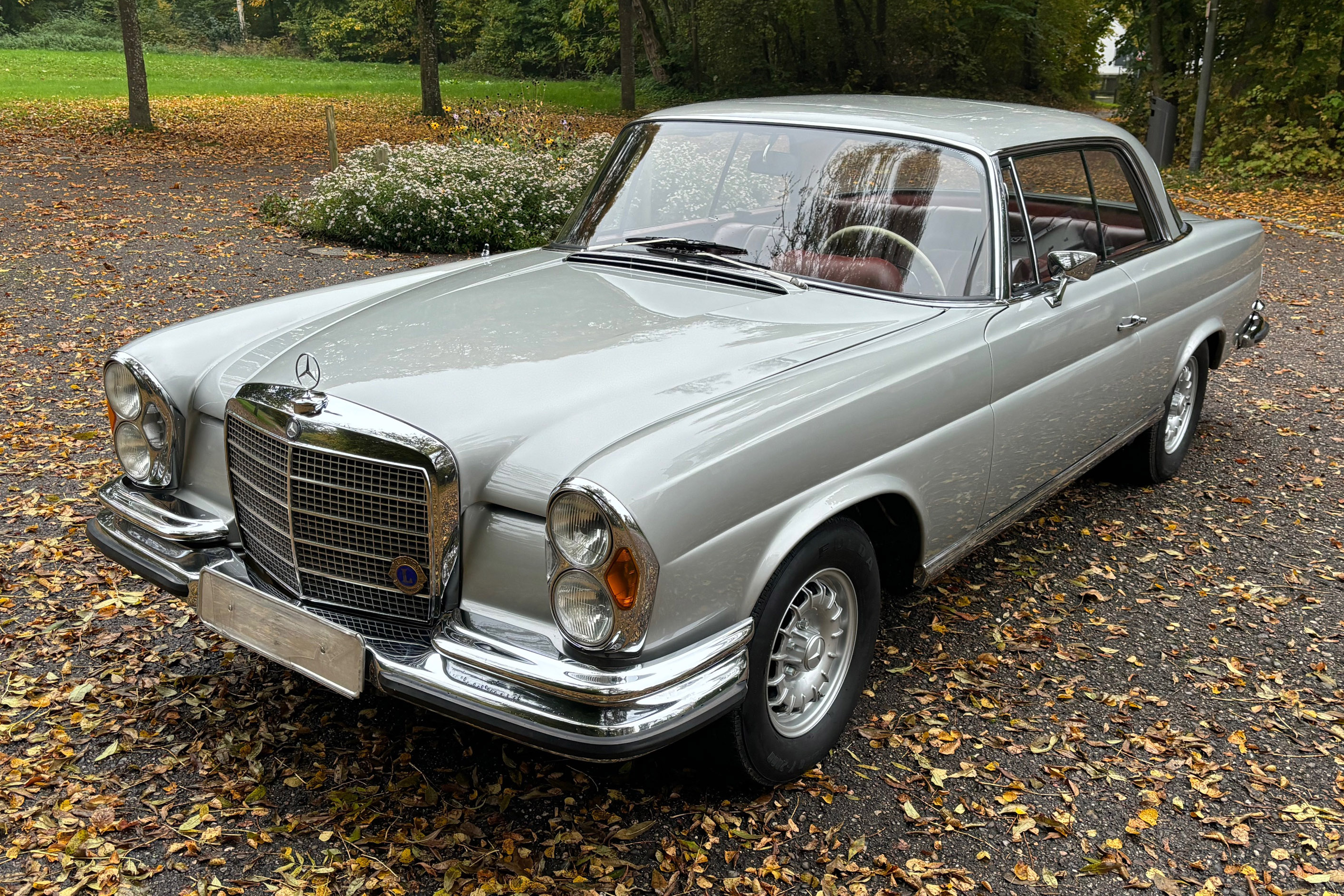 1970 Mercedes-Benz (W111) 280 SE 3.5