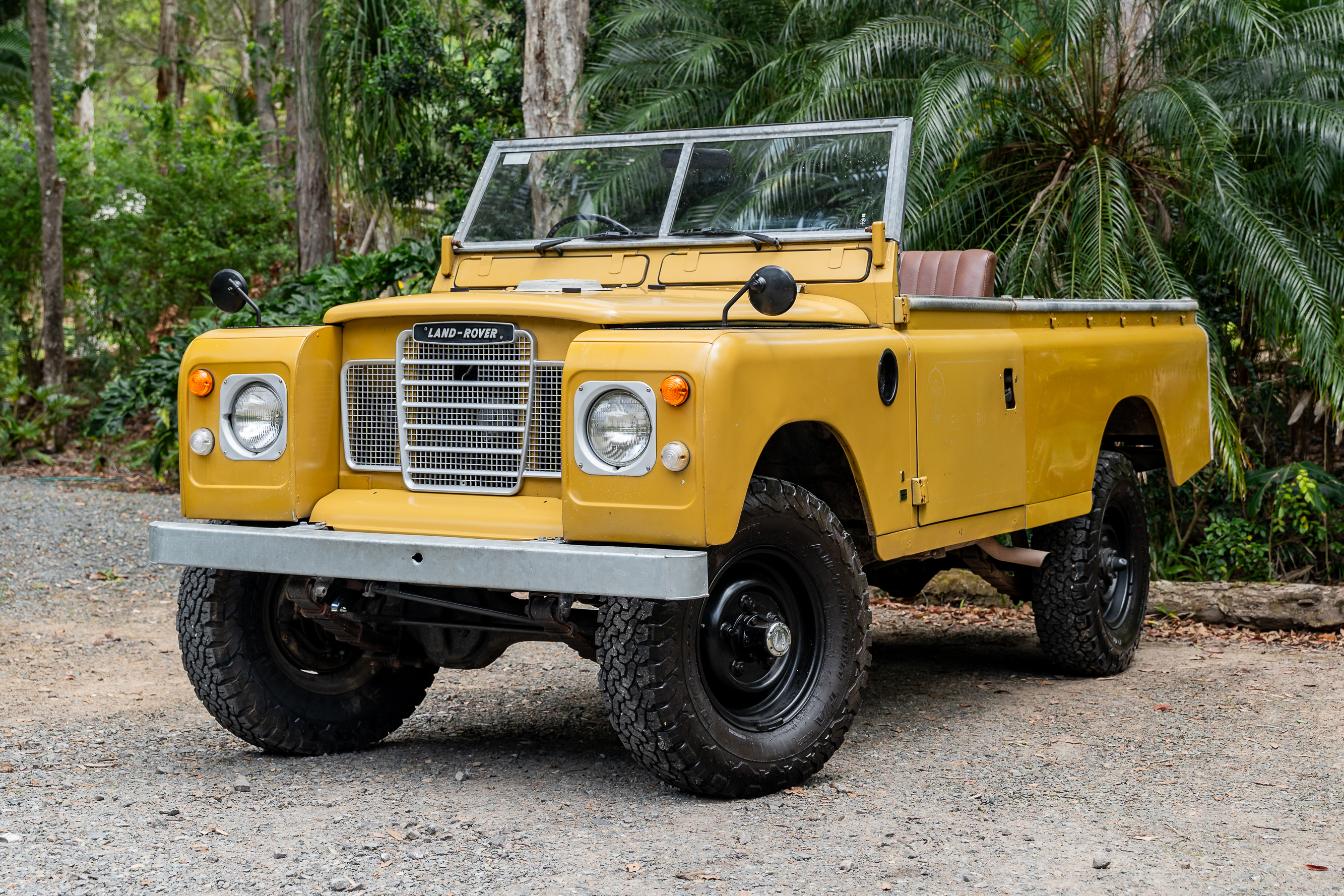 1980 Land Rover Series III 109"