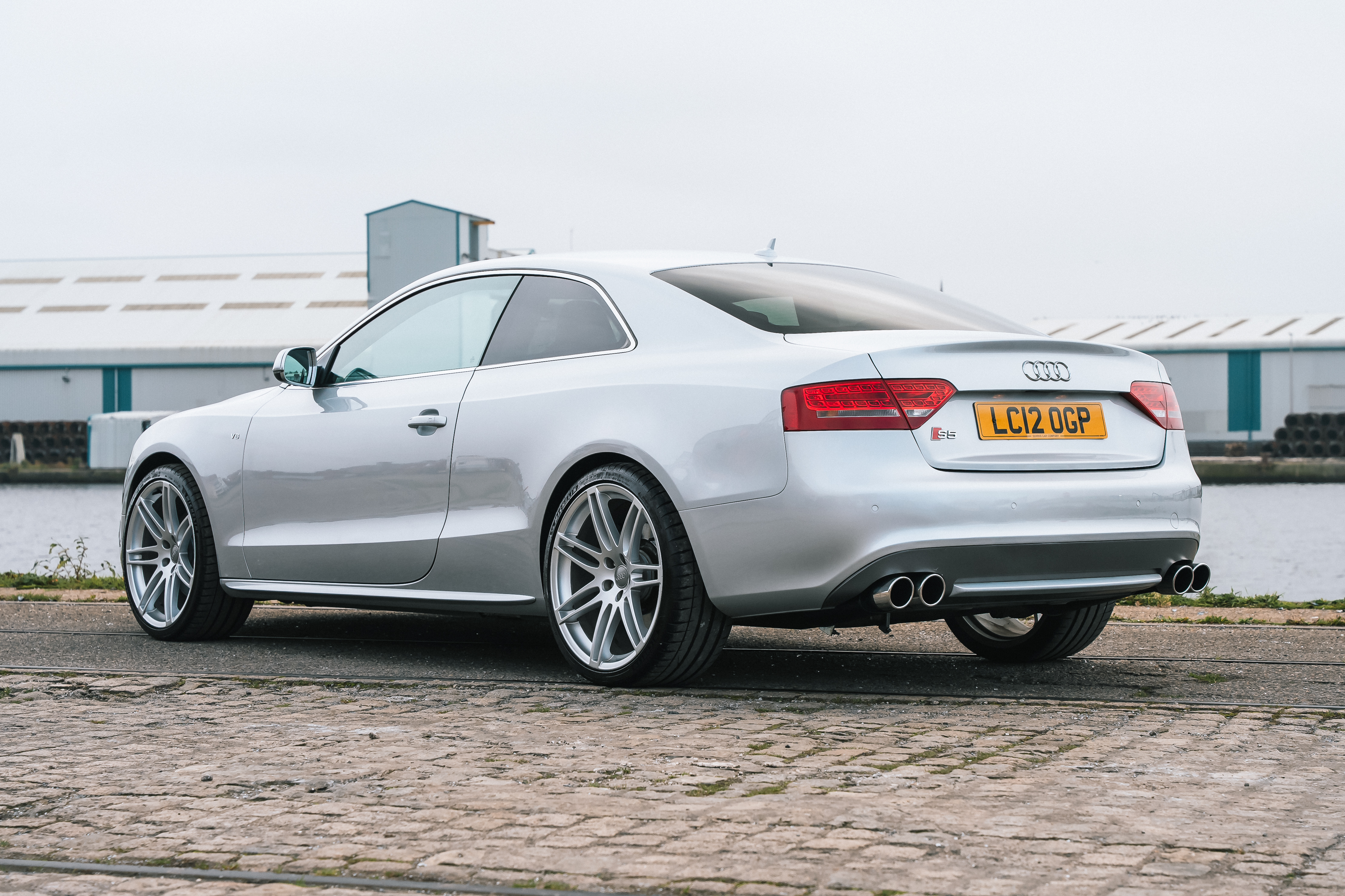 高評価なギフト 28,680 - Coupe S5 (B8) Audi 2012 Miles auction by sale for 自動車