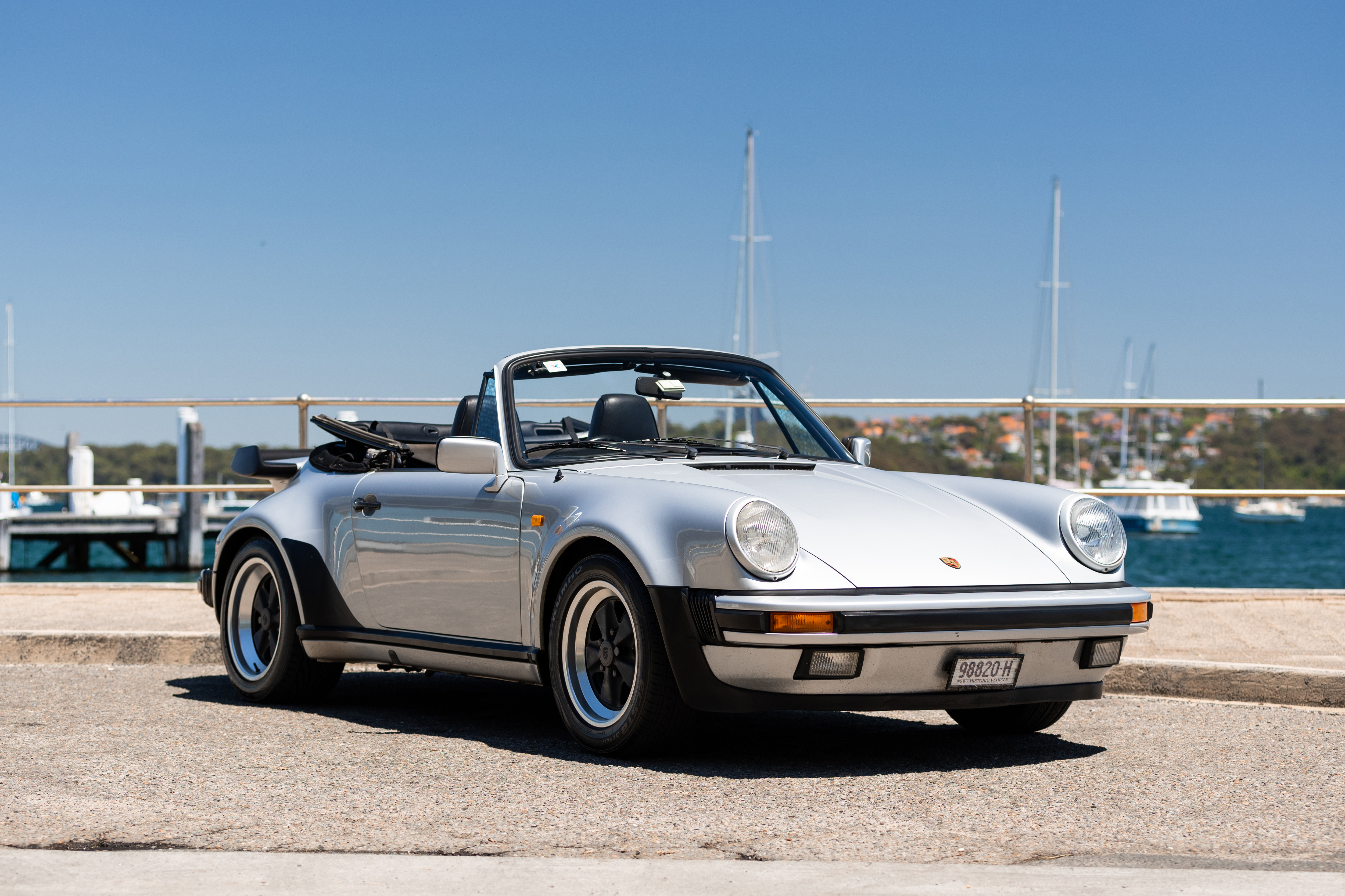 1986 Porsche 911 Carrera 3.2 Cabriolet