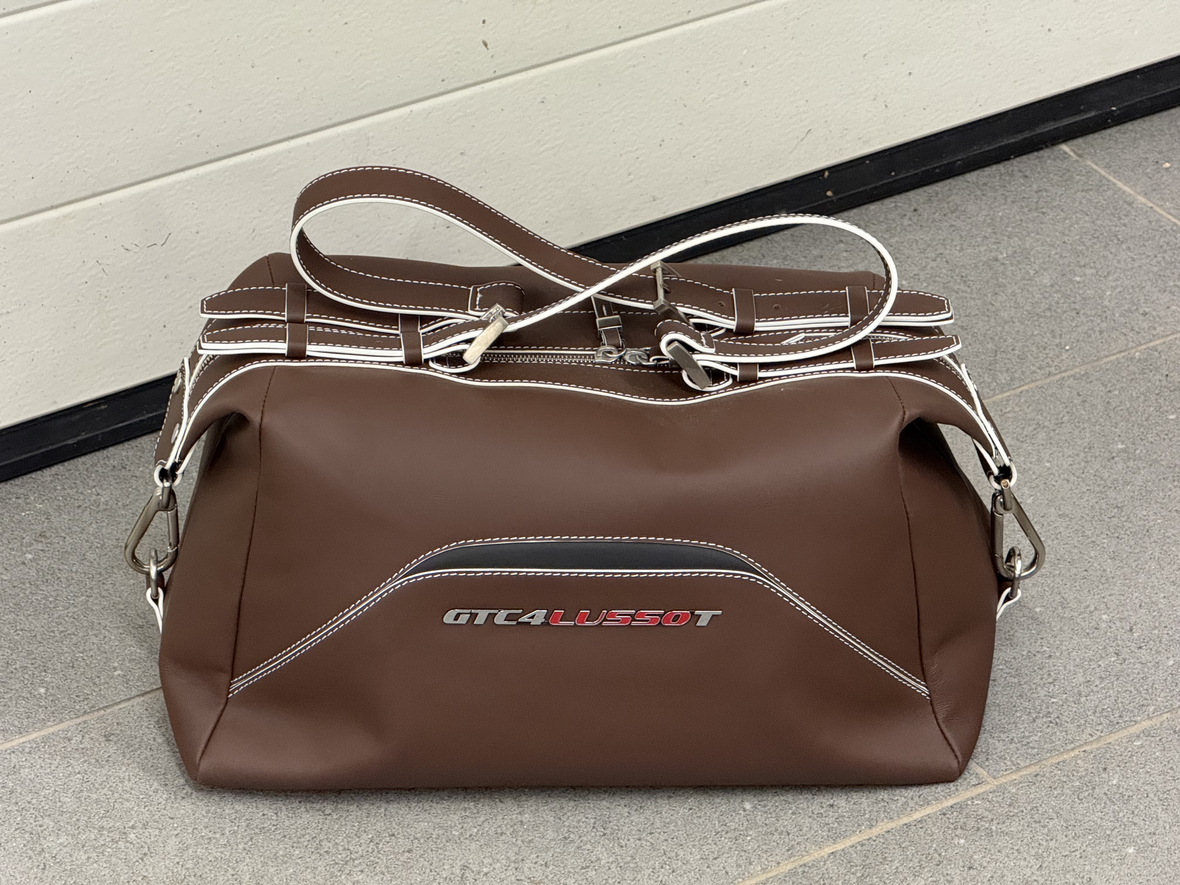 Luggage For Ferrari GTC4 Lusso for sale by auction in Stroud