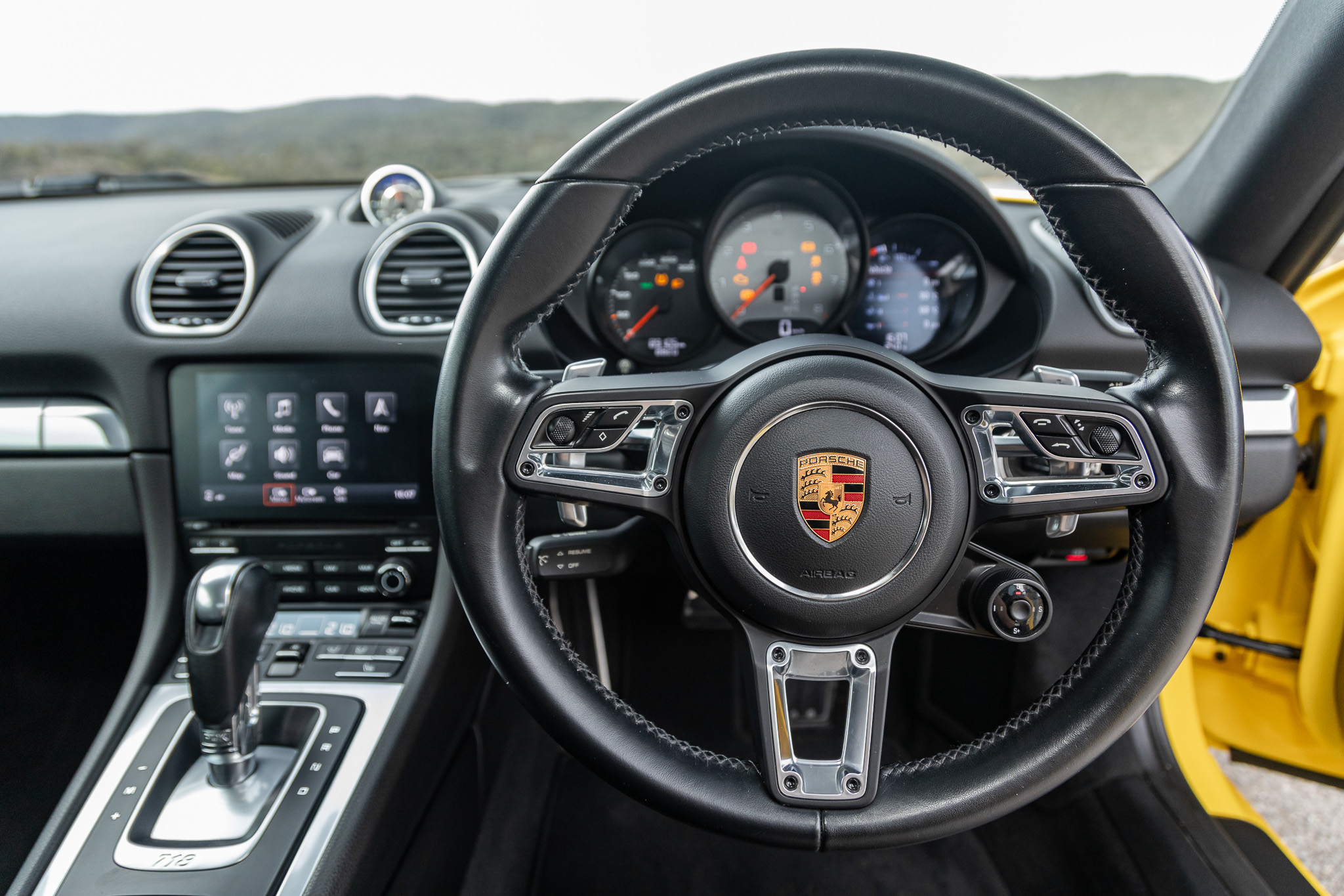 2016 Porsche 718 Cayman S for sale by auction in Queanbeyan, NSW, Australia, image size:1263x842