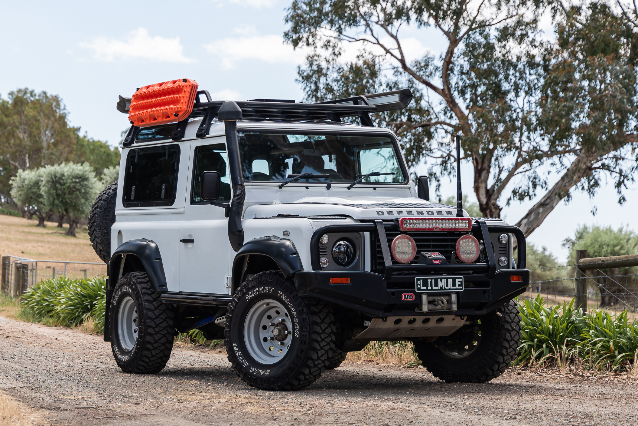 2016 Land Rover Defender 90 XS