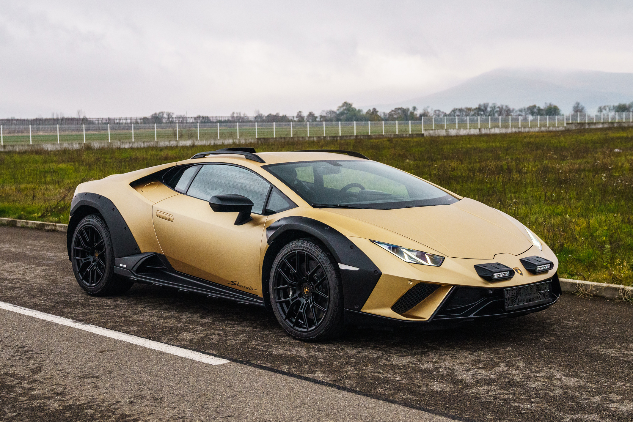 2023 Lamborghini Huracan Sterrato - 165 km