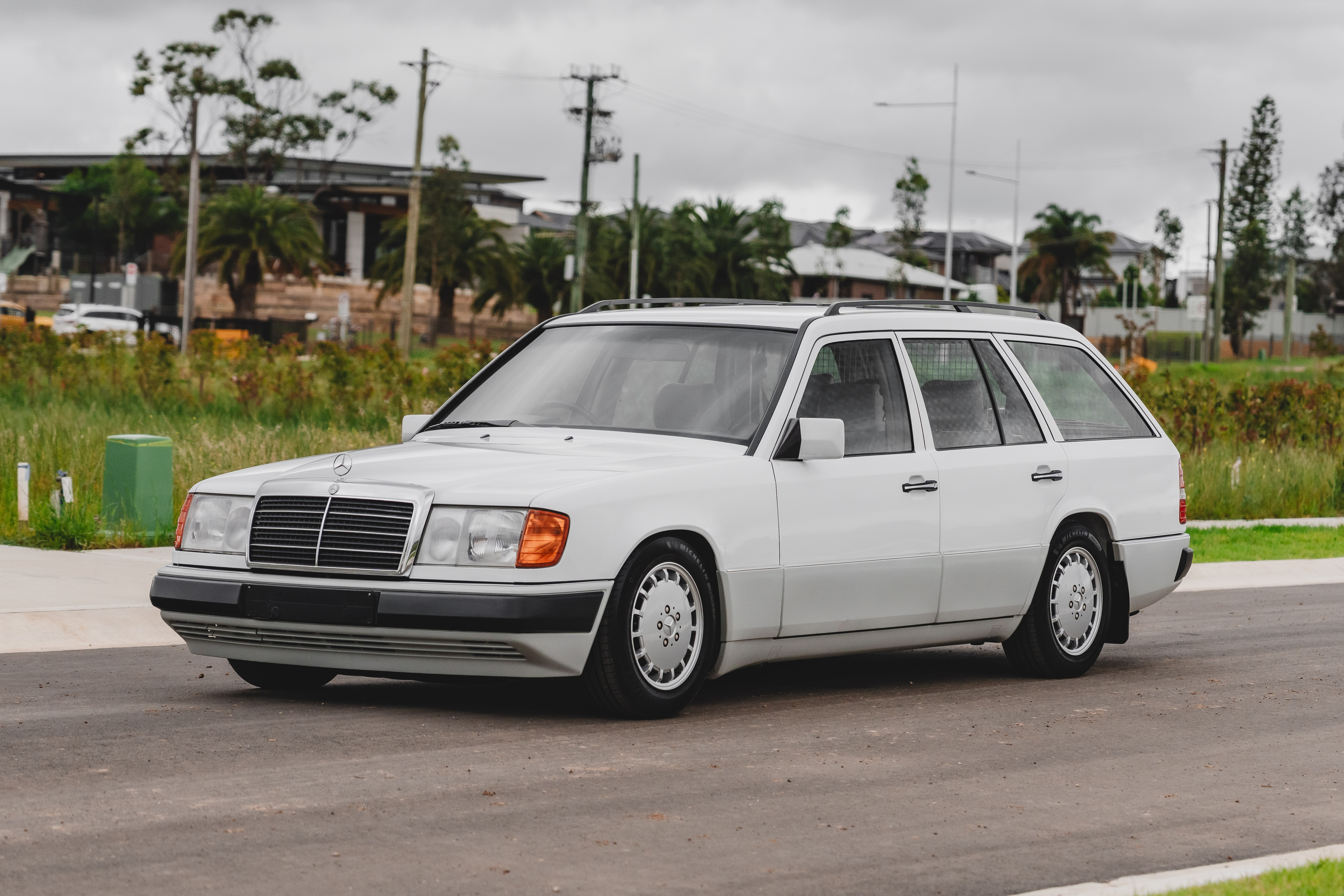 1990 Mercedes-Benz (W124) 300 TE