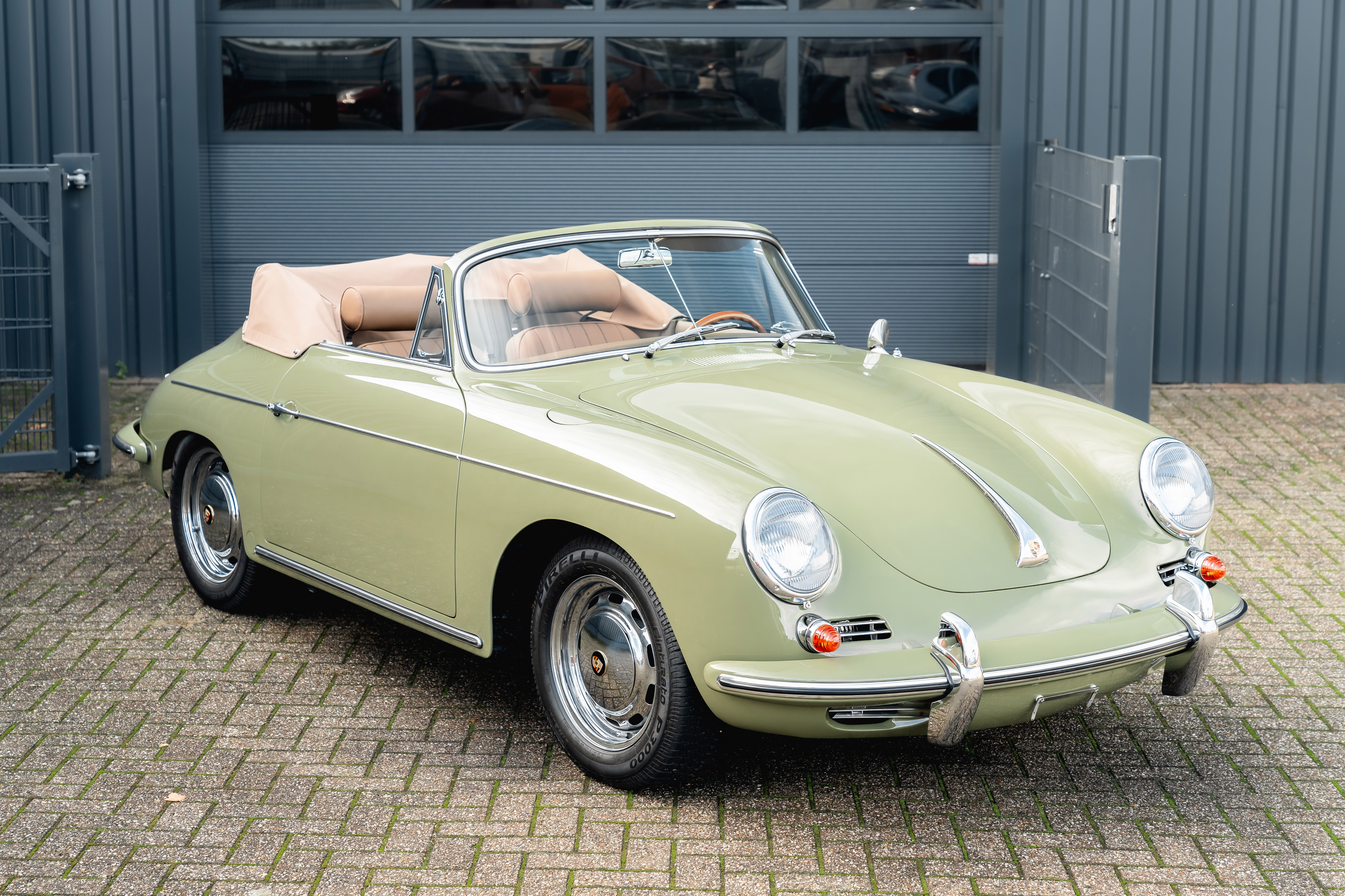 1965 Porsche 356 C - 1600 SC Cabriolet - Rijkspolitie