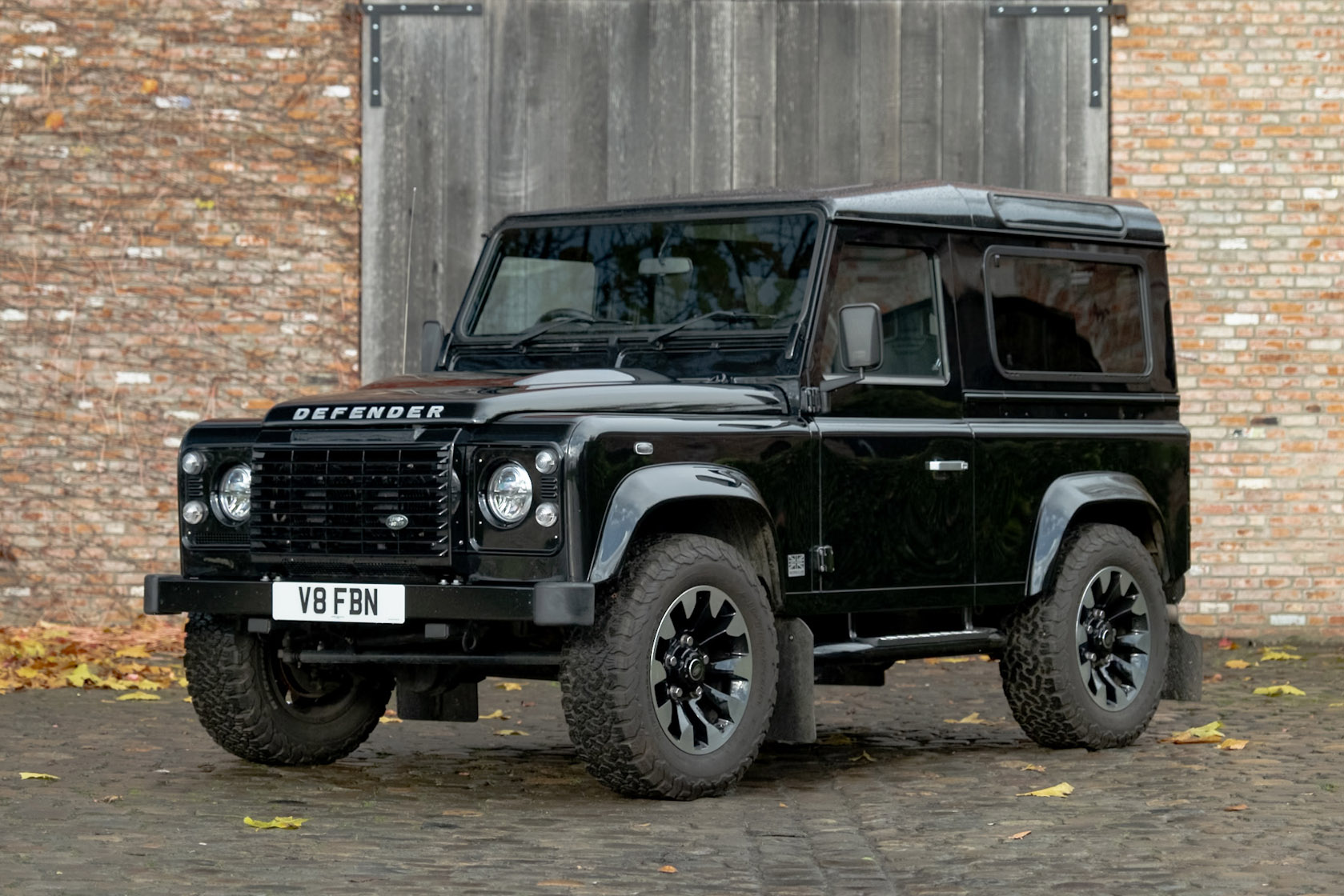 2014 Land Rover Defender 90 Works V8 70th Edition