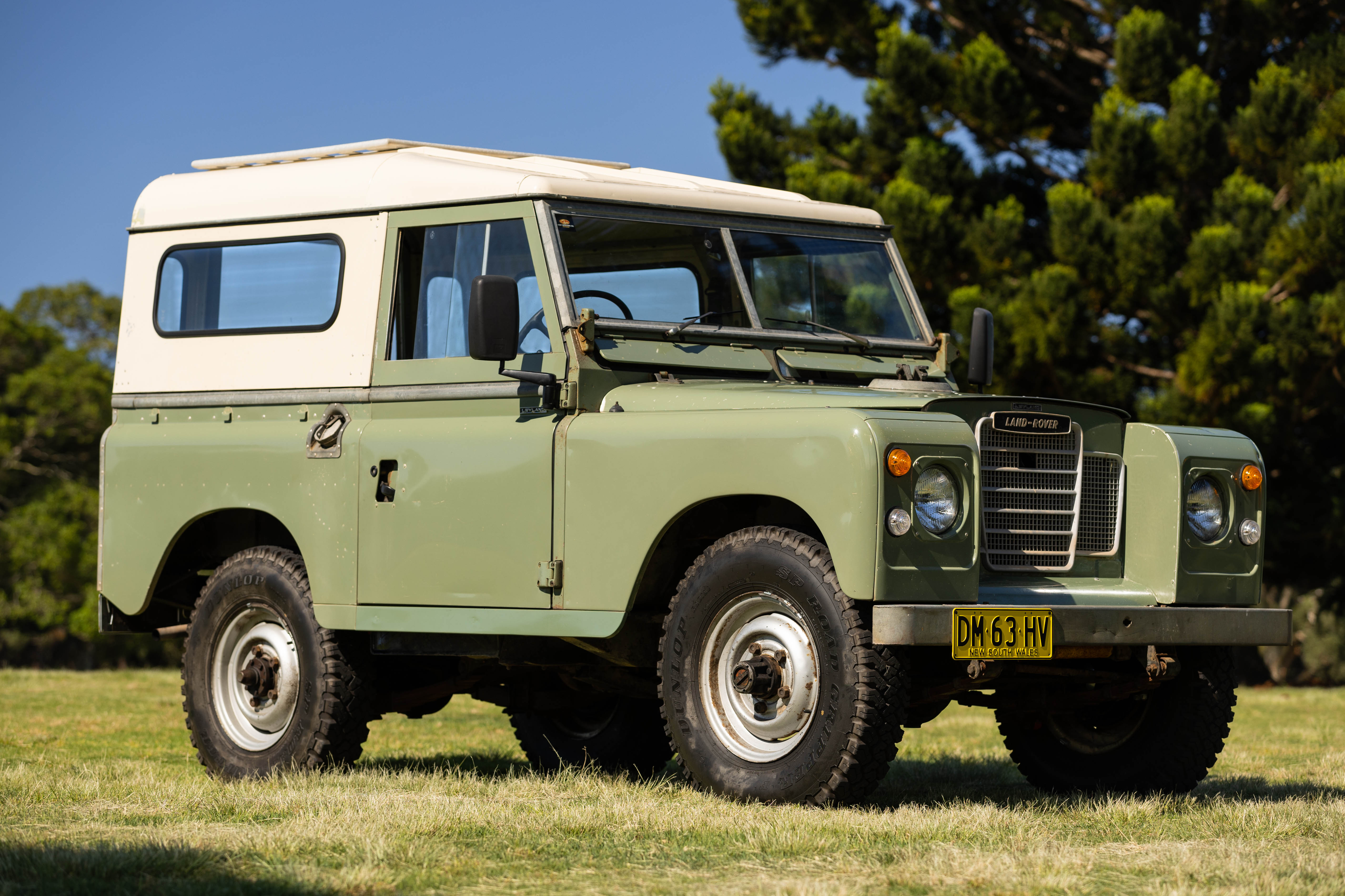 1975 Land Rover Series III 88"