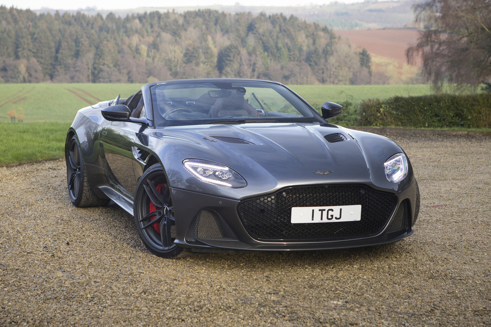 2019 Aston Martin DBS Superleggera Volante