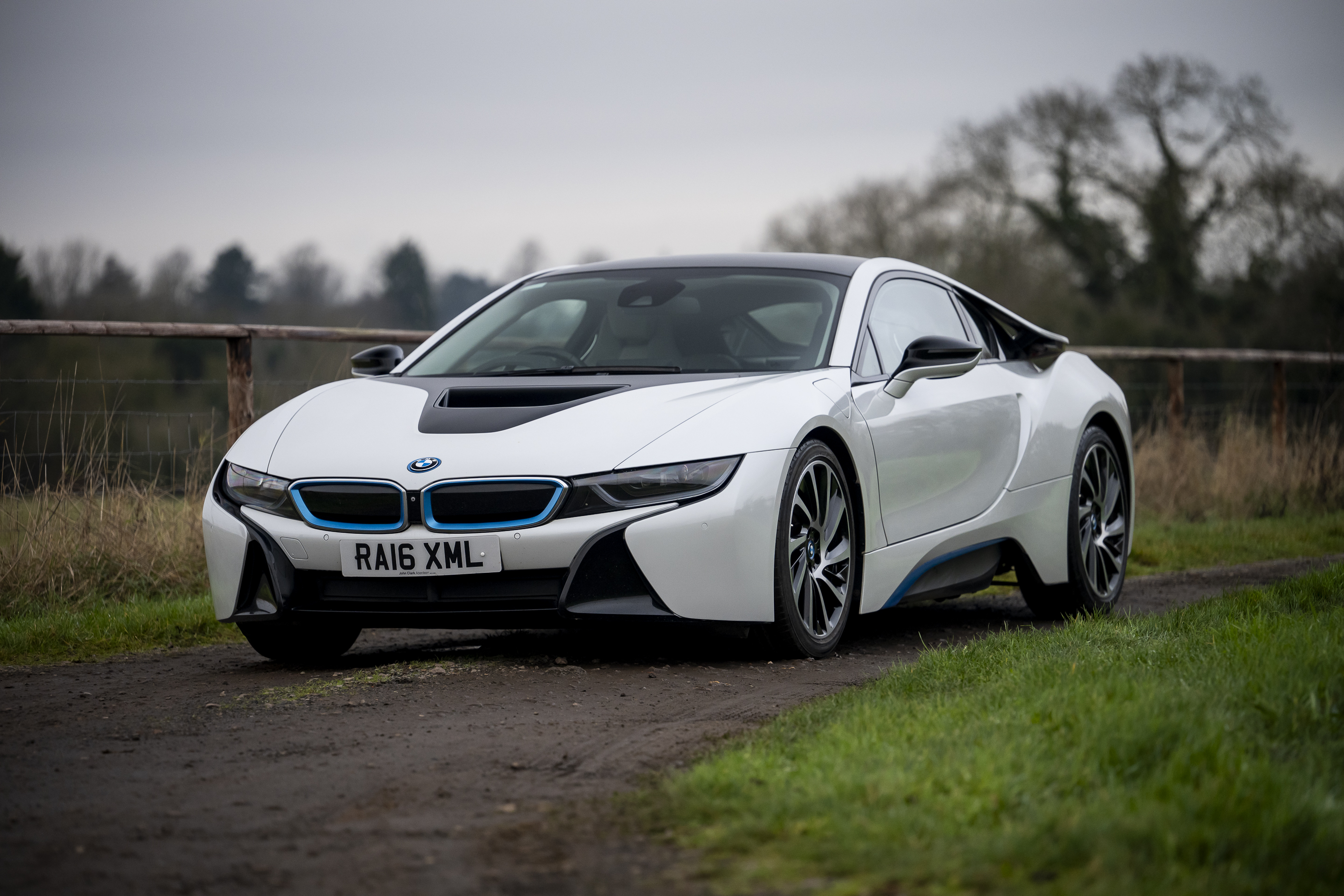 2016 BMW I8