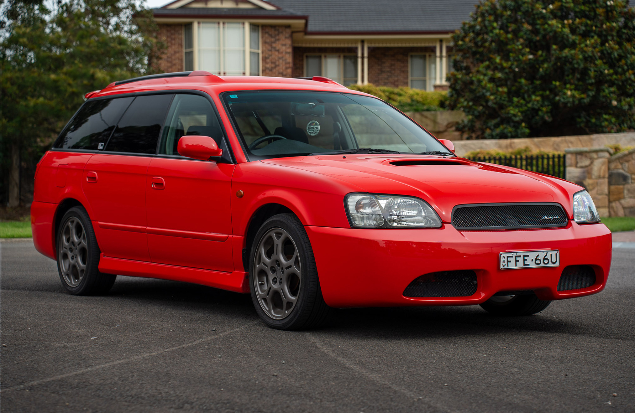 2000 Subaru Legacy B4 Wagon 'Blitzen'