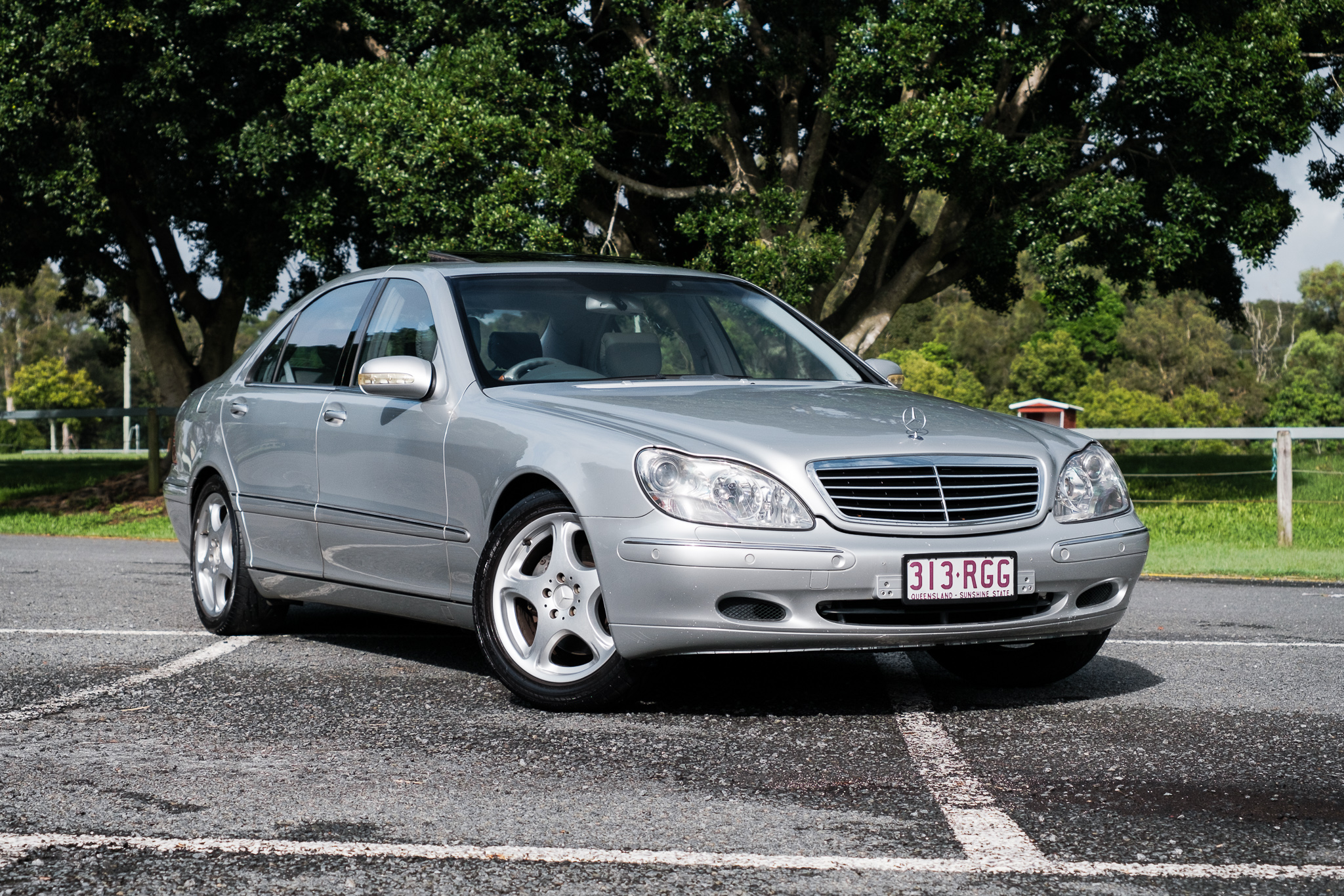 2001 Mercedes-Benz (W220) S500