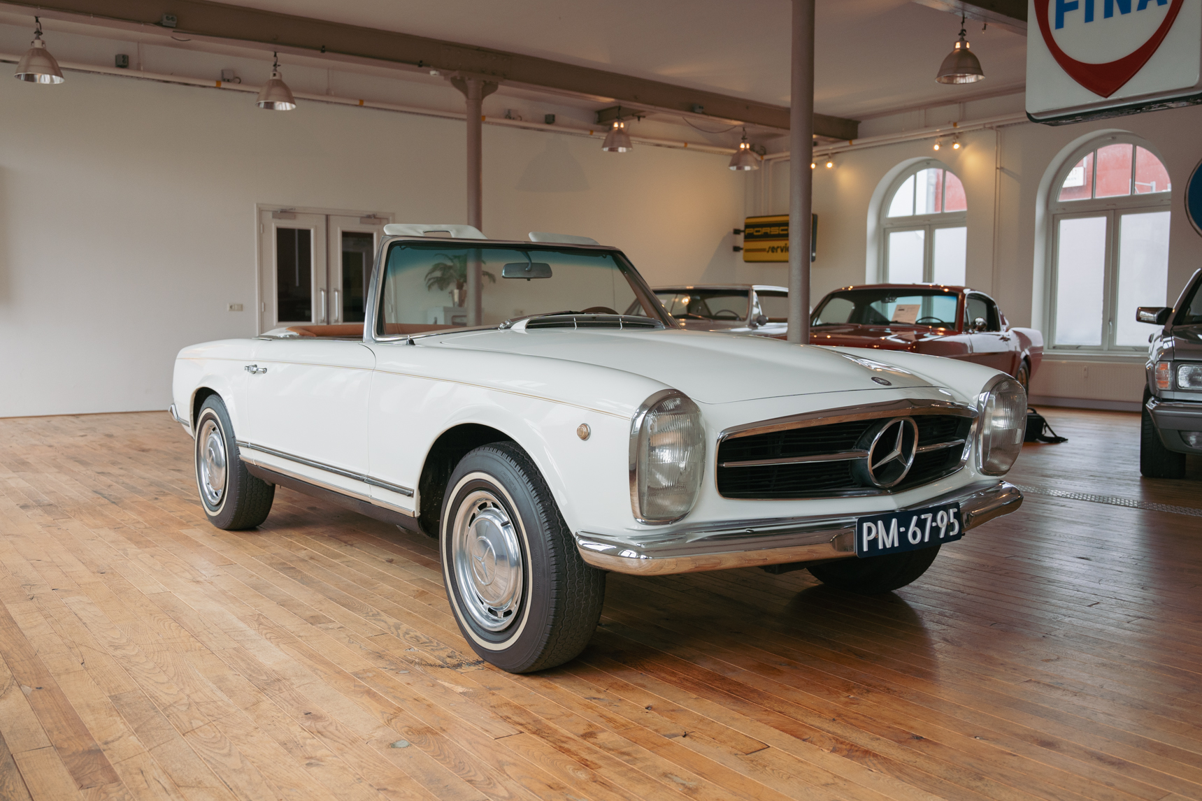 1967 Mercedes-Benz 230 SL Pagoda