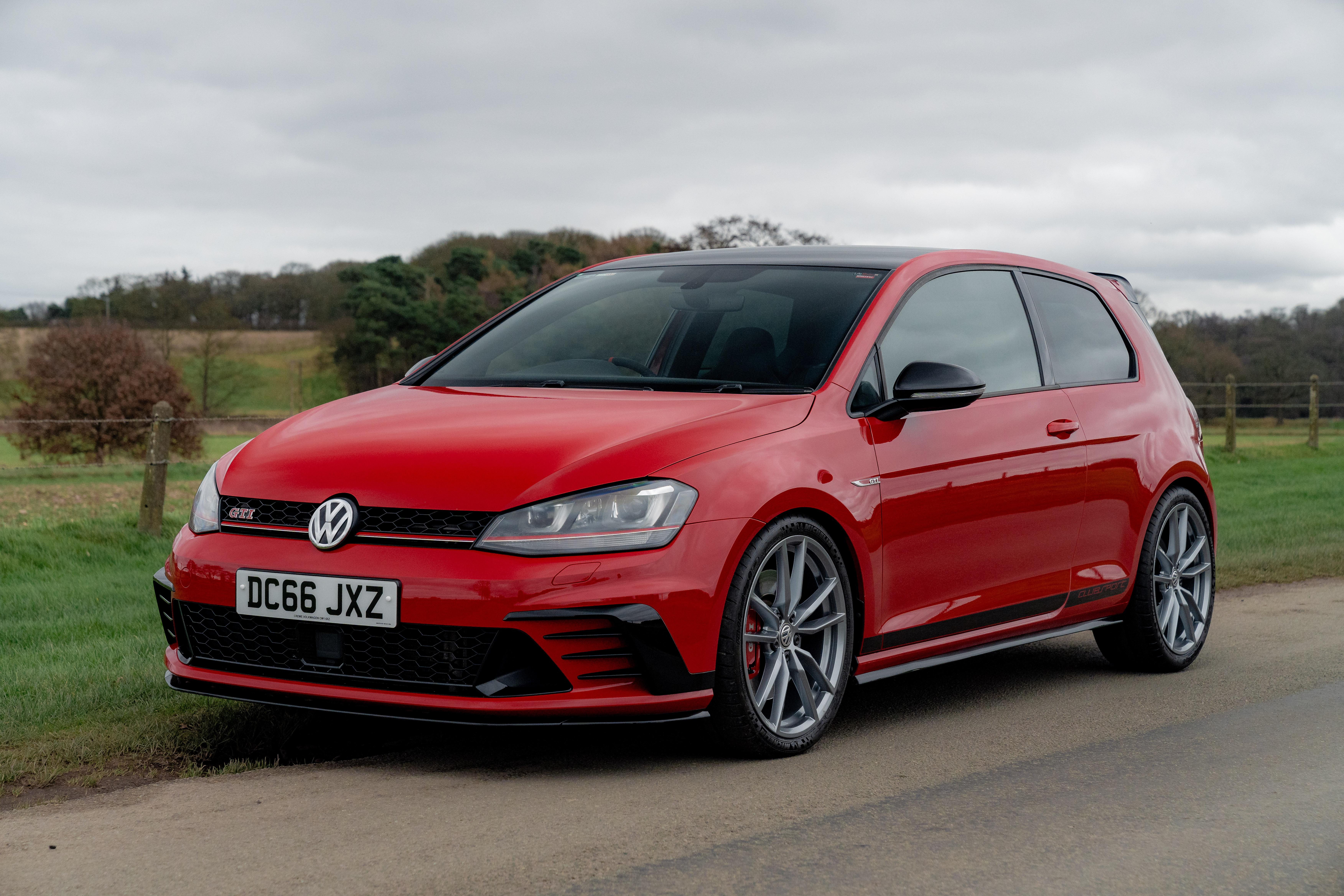 2017 Volkswagen Golf (MK7) GTI Clubsport Edition 40 for sale by auction in  Sutton Coldfield, United Kingdom, image size:1263x842