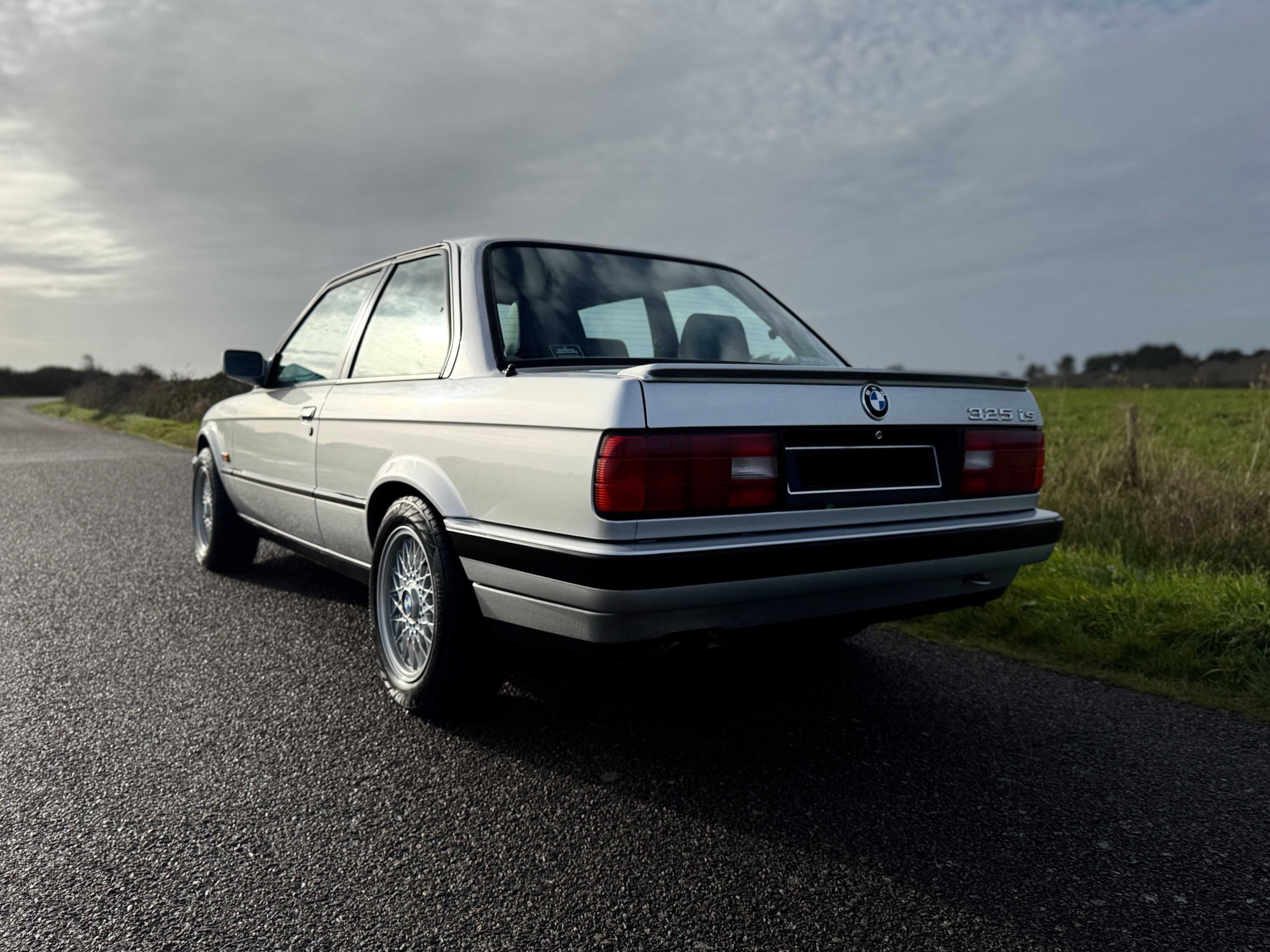 1990 BMW (E30) 325iS for sale by auction in Nantes, France