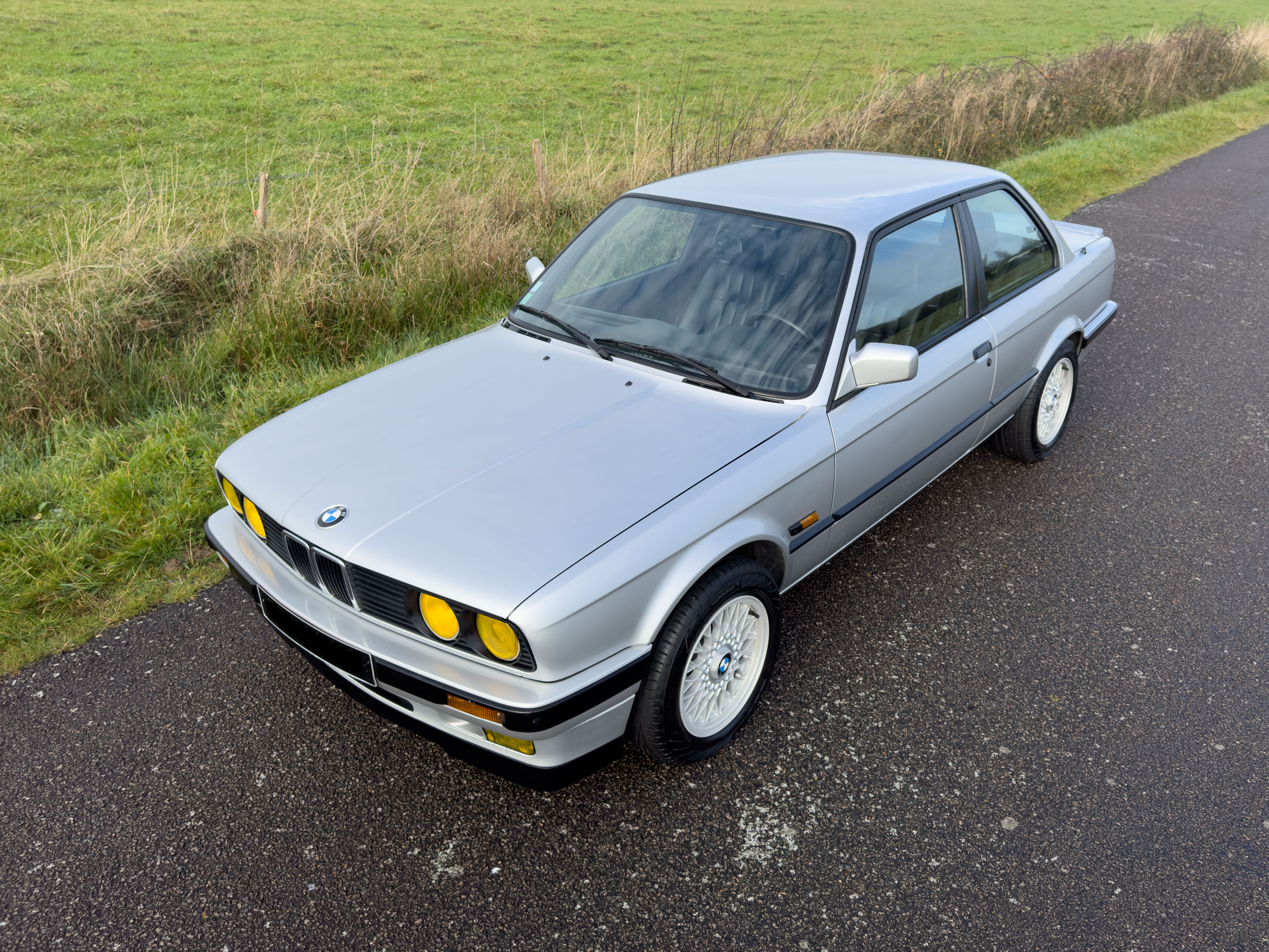 1990 BMW (E30) 325iS for sale by auction in Nantes, France
