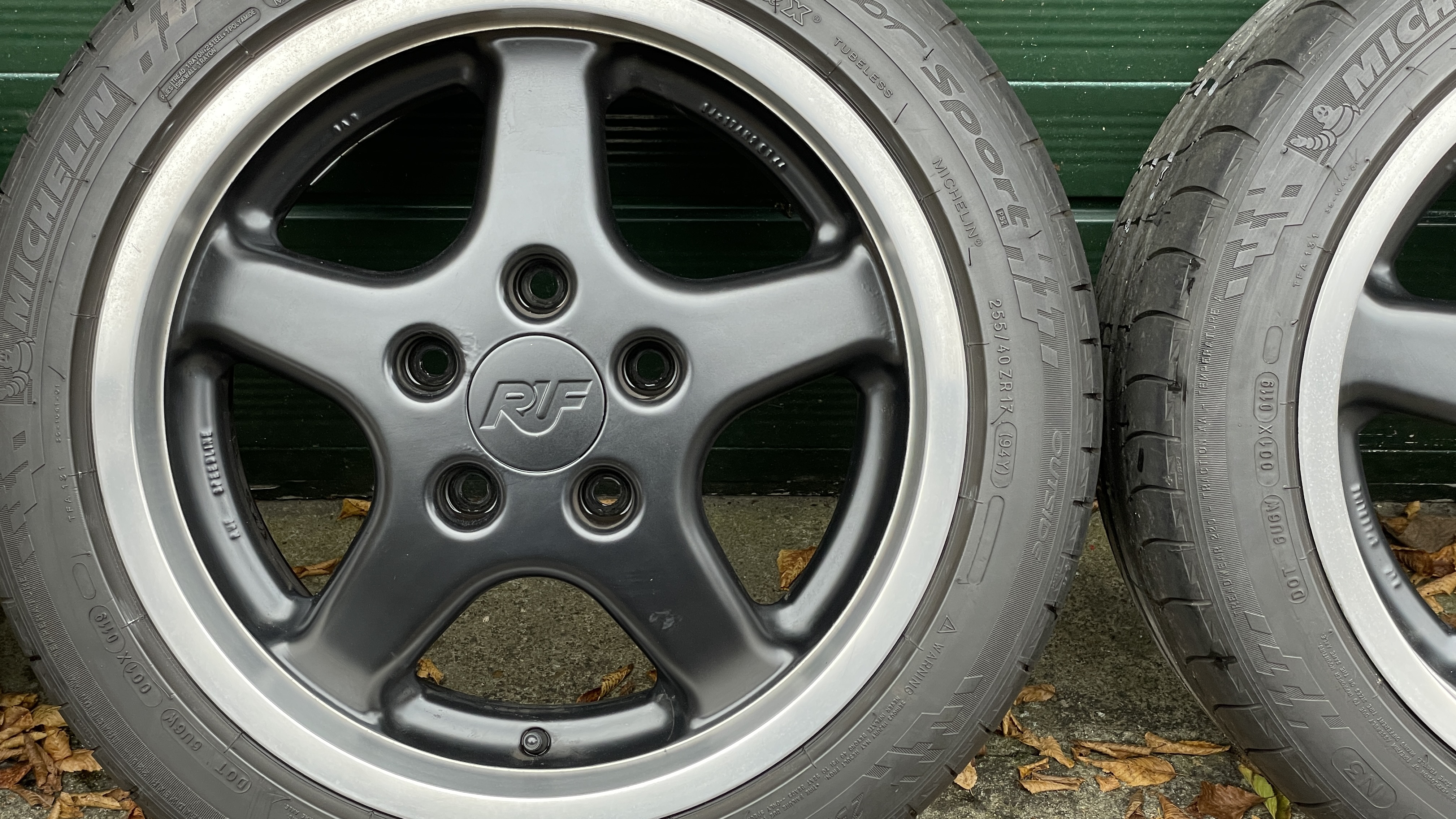 ポルシェ911カレラ964 17インチCUPホイールタイヤセット930 20世紀名車